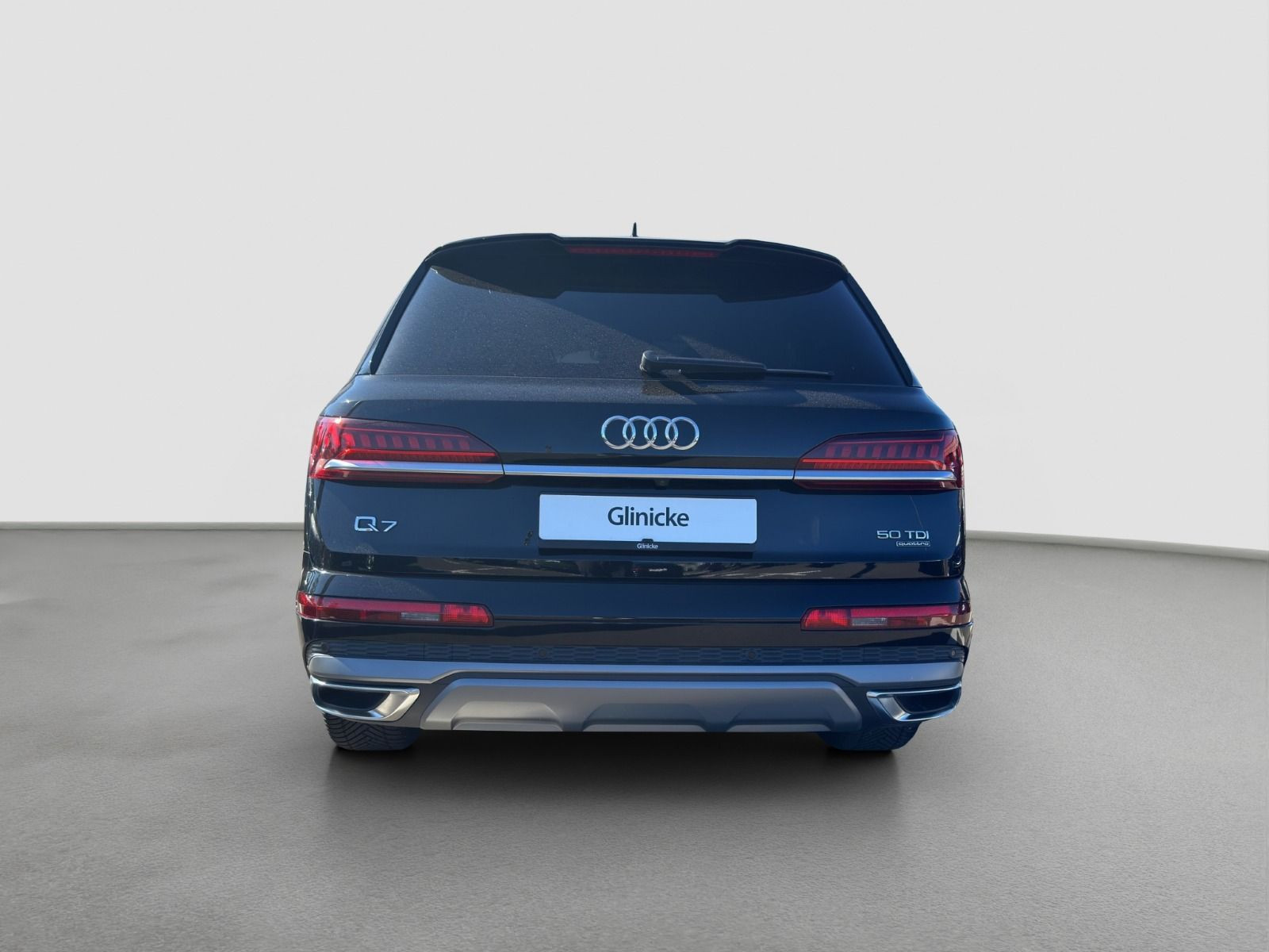 Audi - Q7_5