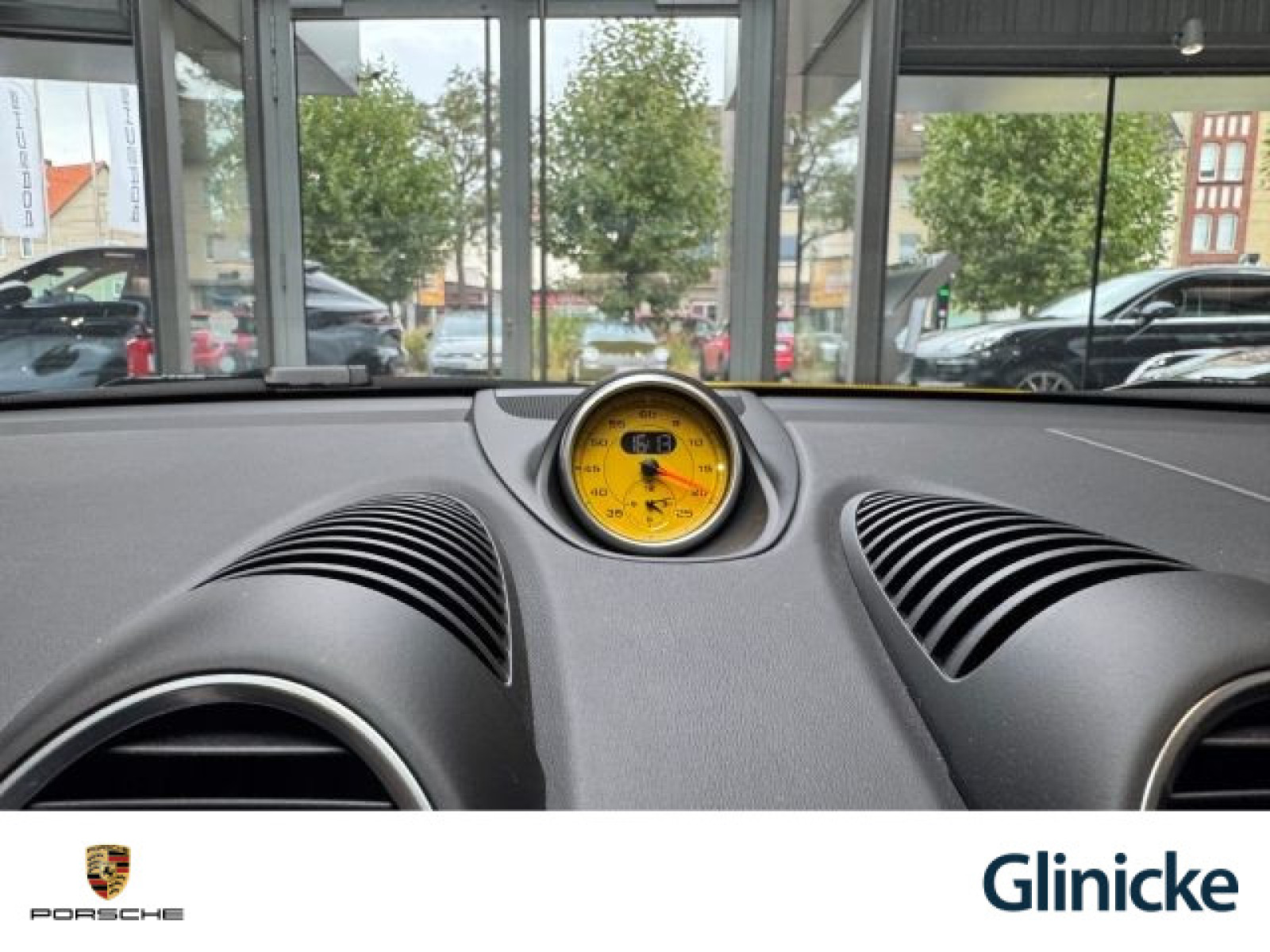 Porsche - Boxster_28