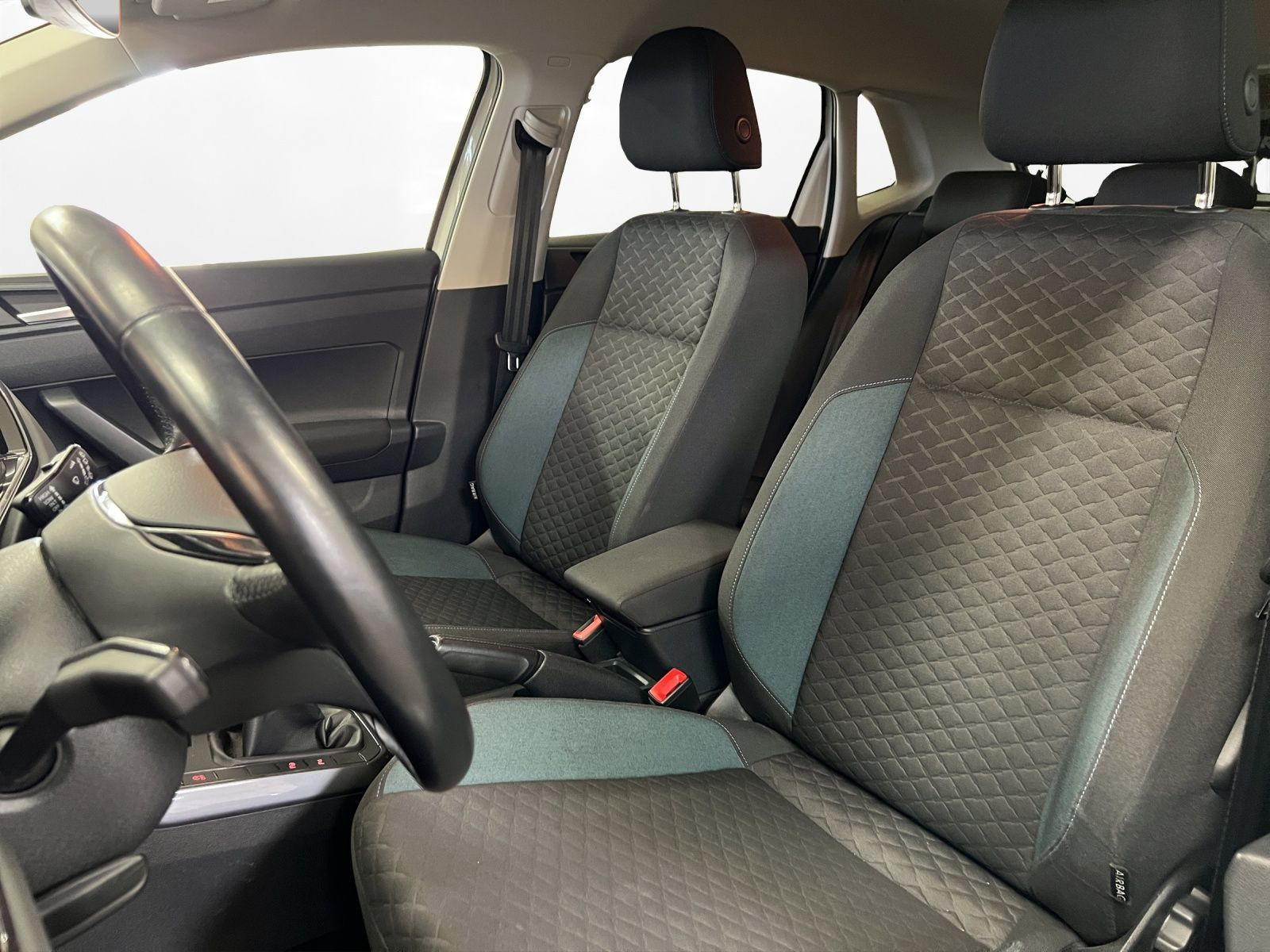 Volkswagen - Polo_17