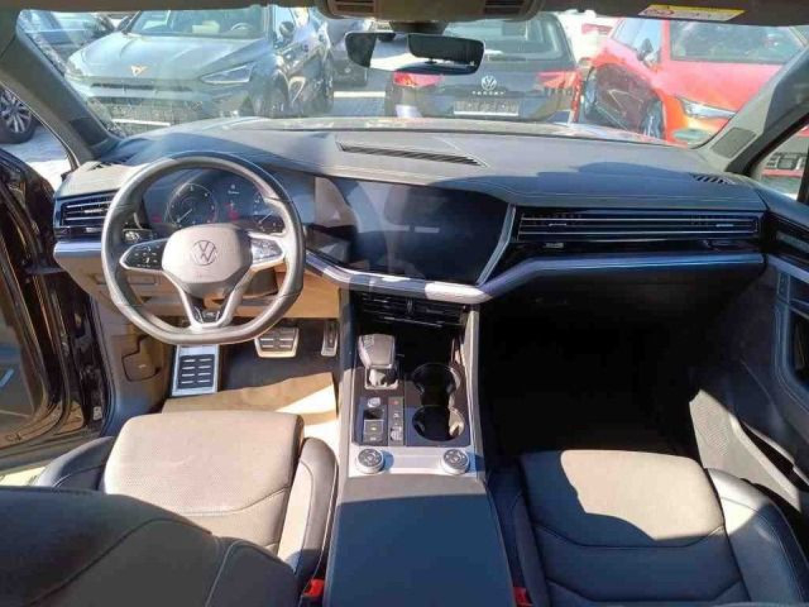 Volkswagen - Touareg_5