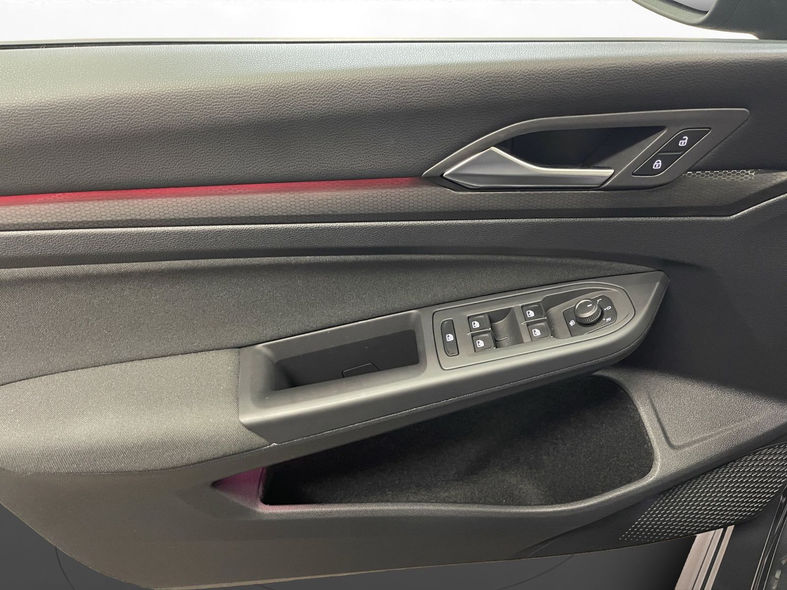 Volkswagen - Golf GTI_11