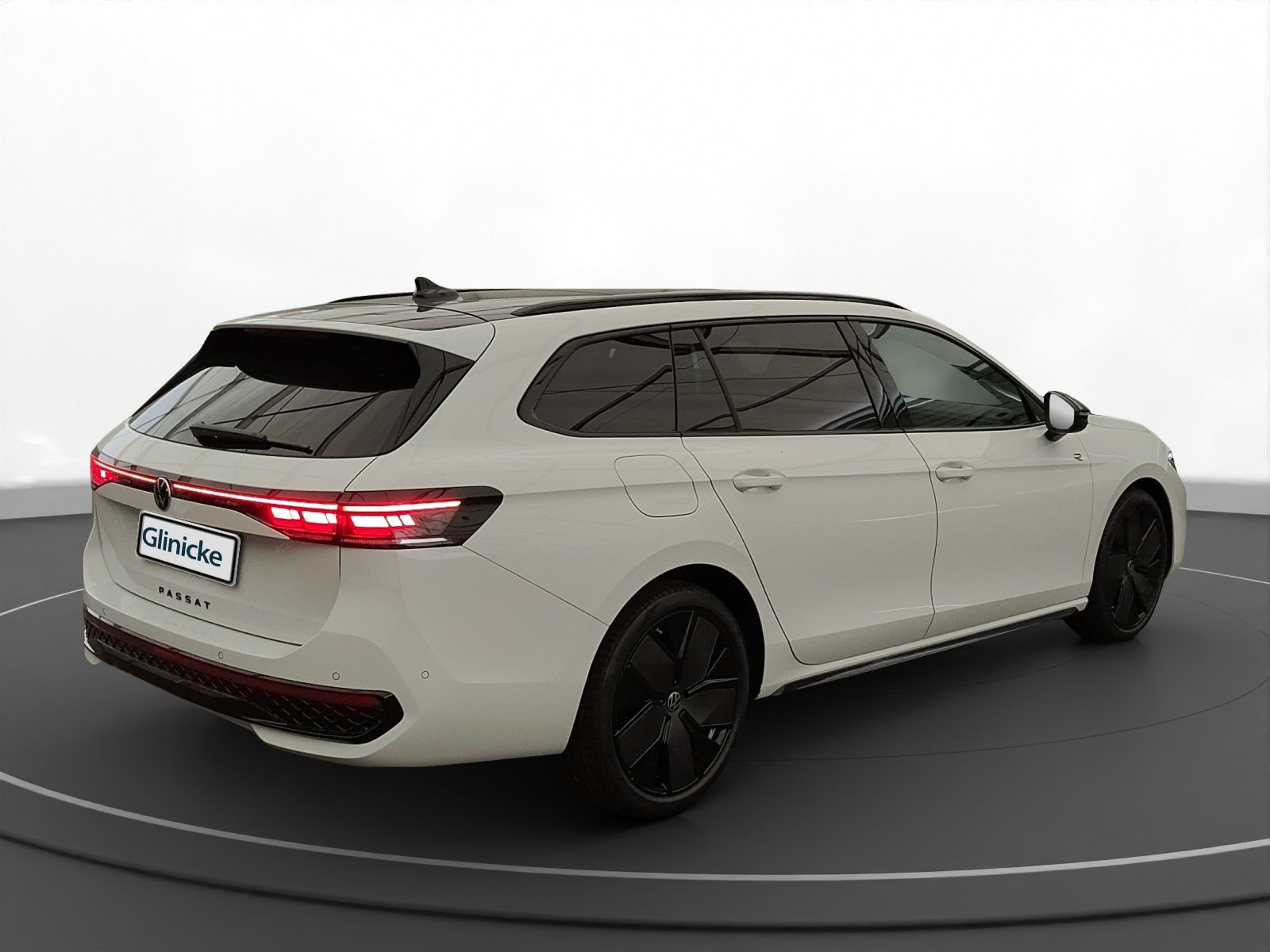 Volkswagen - Passat_11