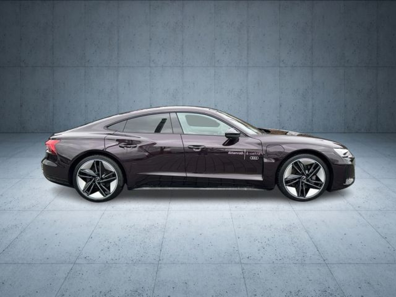 Audi - e-tron GT quattro_5