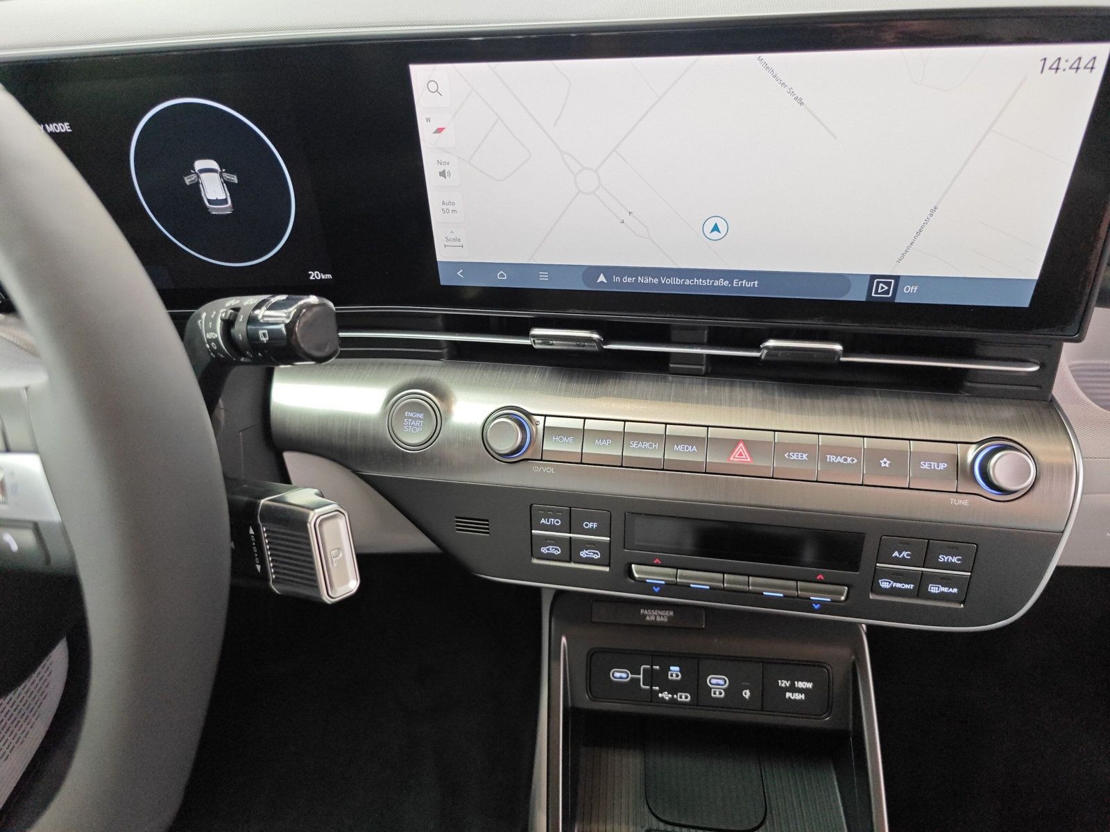 Hyundai - Kona_10