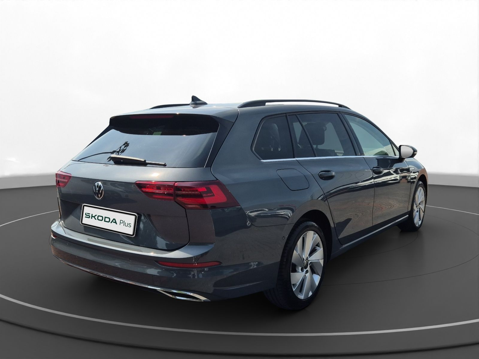 Volkswagen - Golf Variant_11