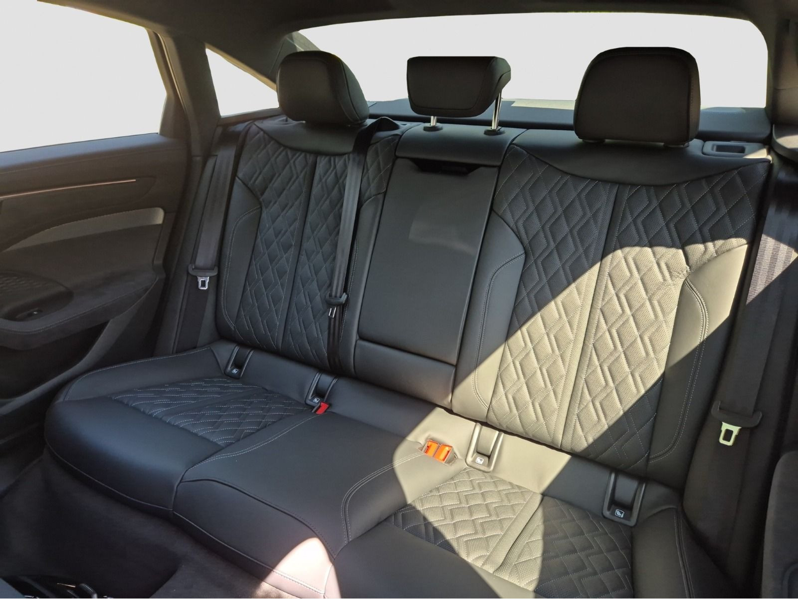 Audi - A6 Limousine_15