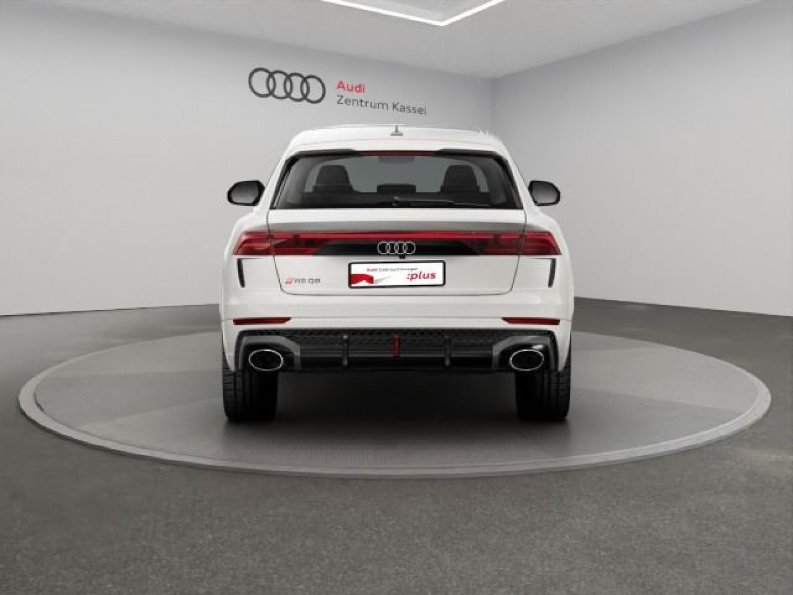 Audi - RS Q8_5