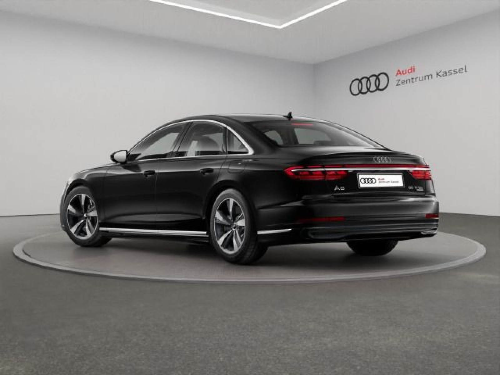 Audi - A8_5