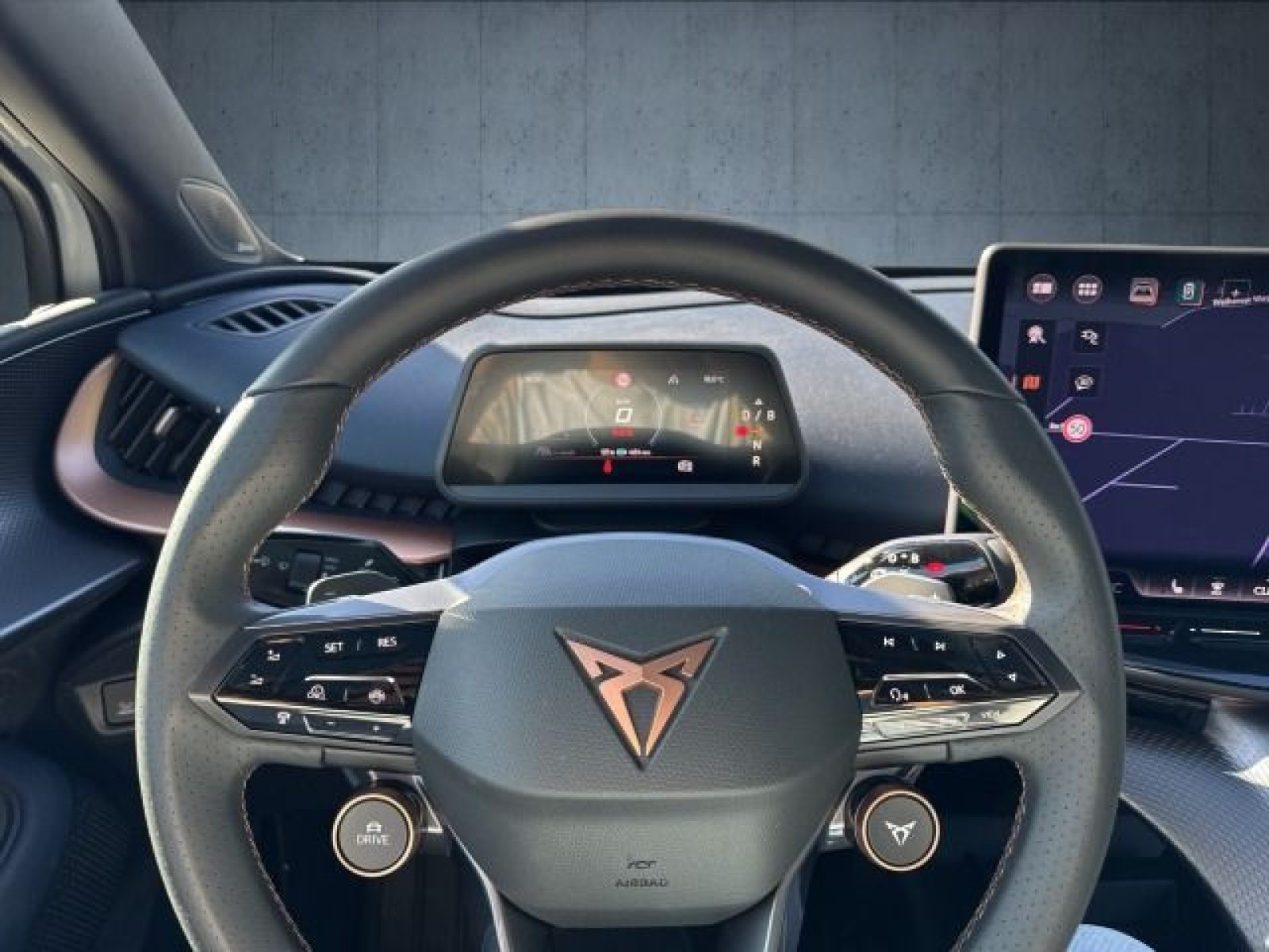 Cupra - Tavascan_24