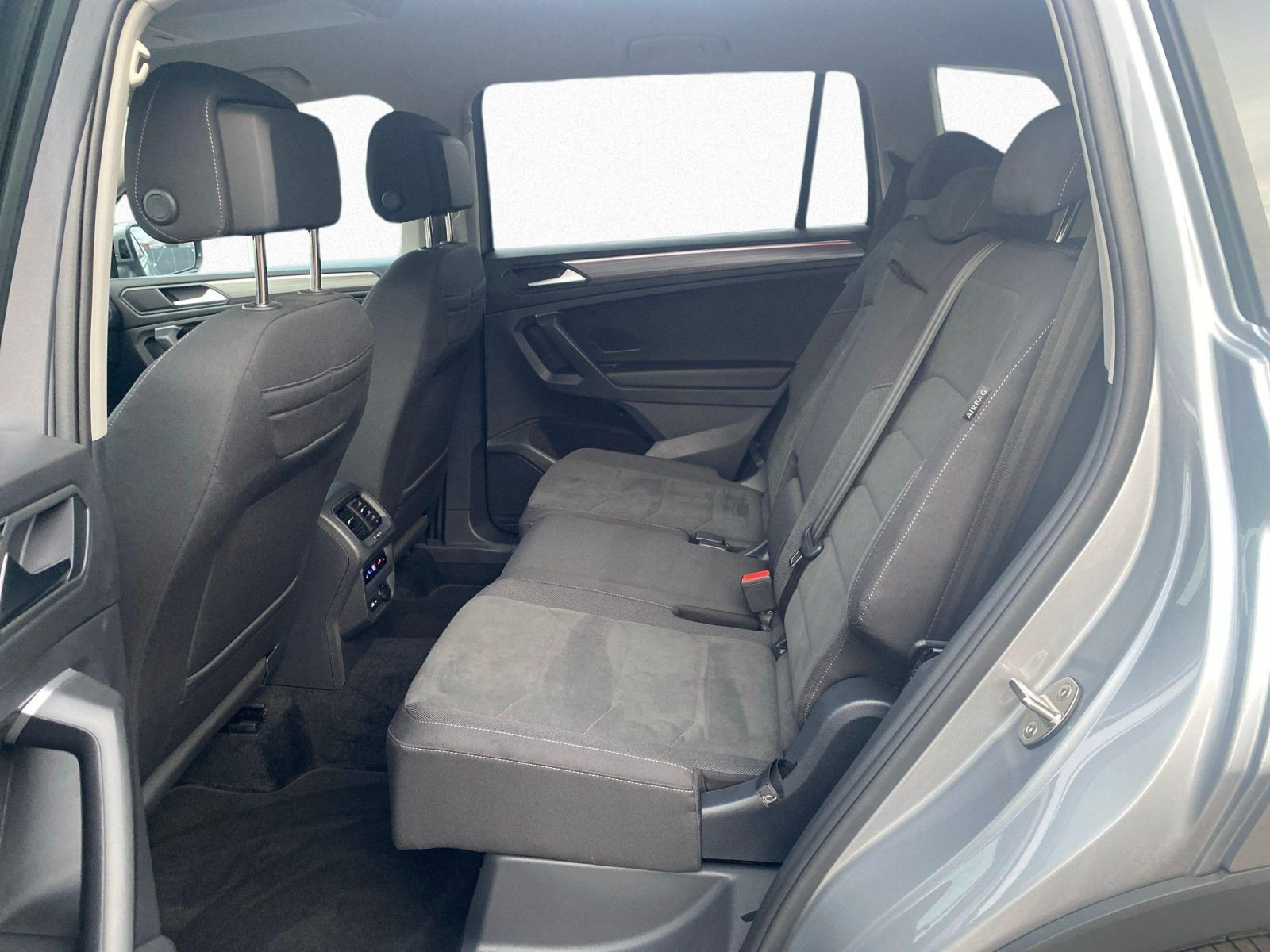 Volkswagen - Tiguan Allspace_14