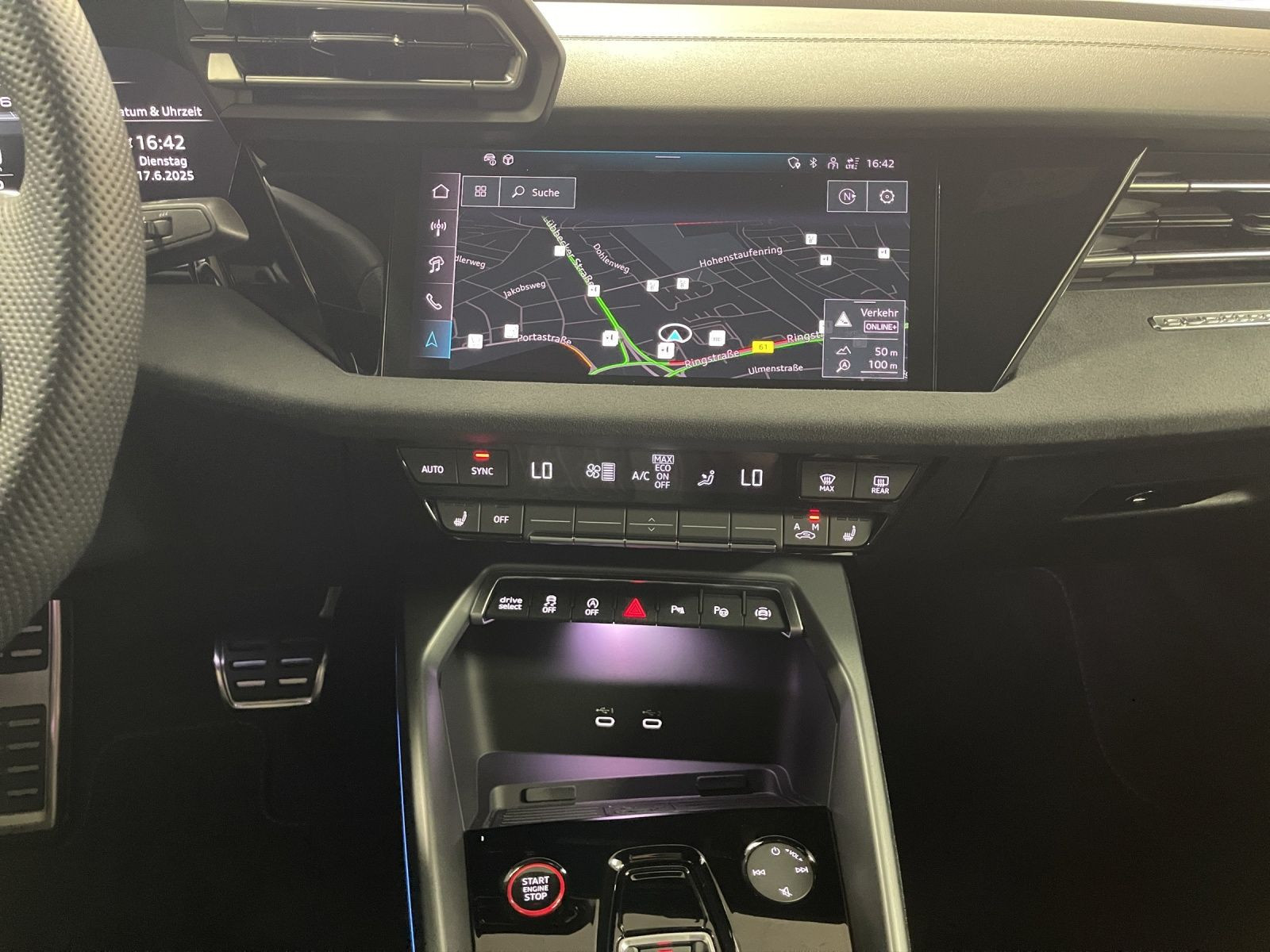 Audi - S3 Limousine_10