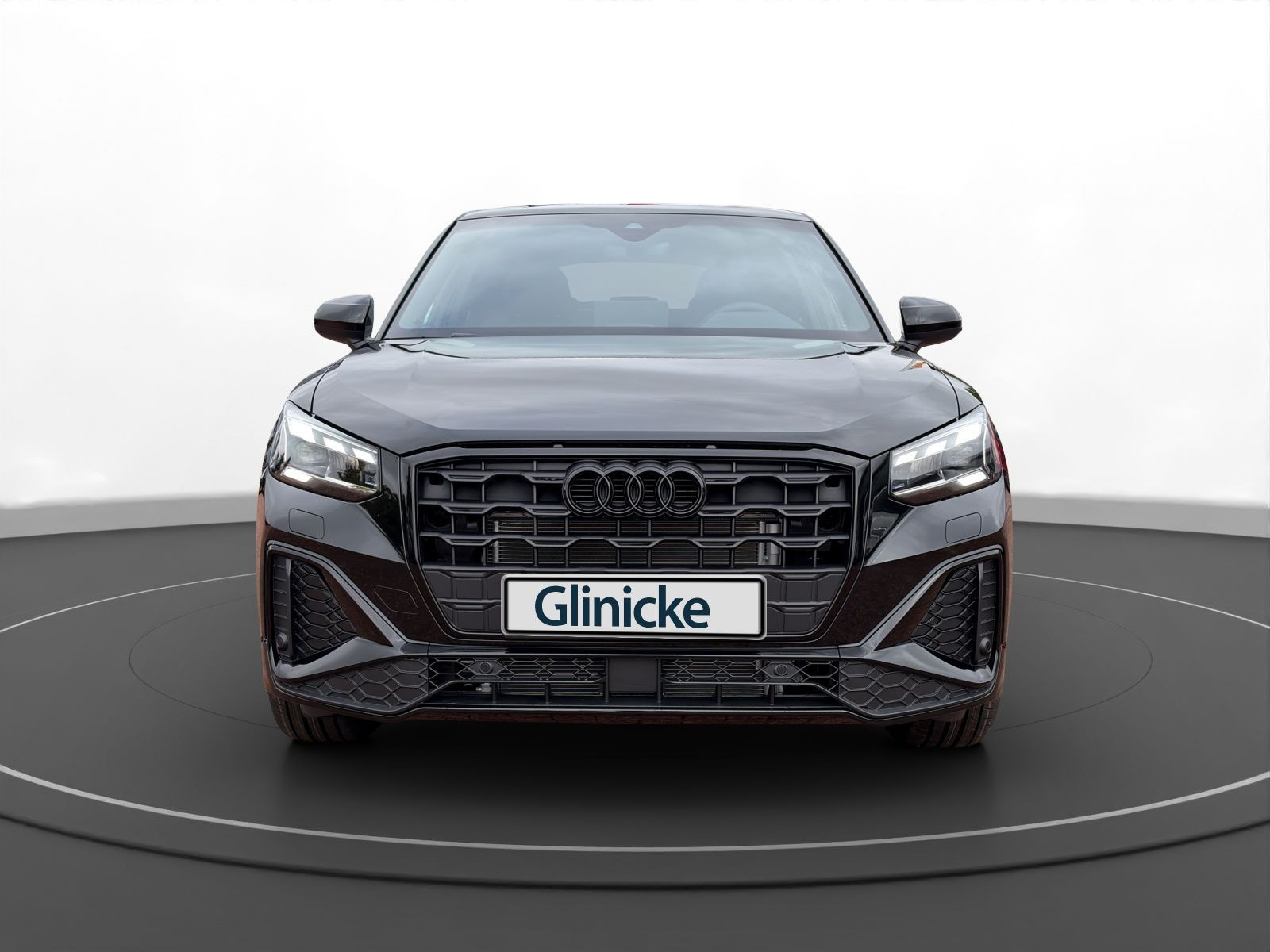 Audi - Q2_18