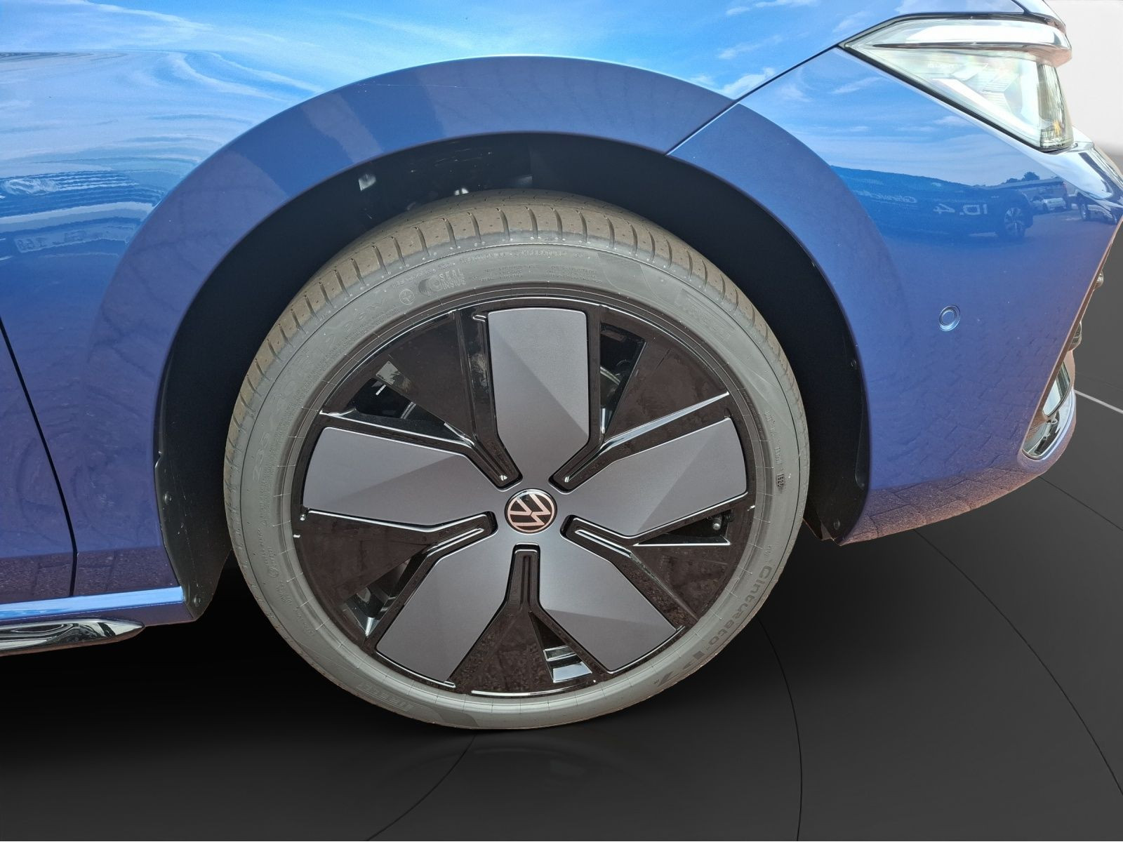 Volkswagen - Passat_13