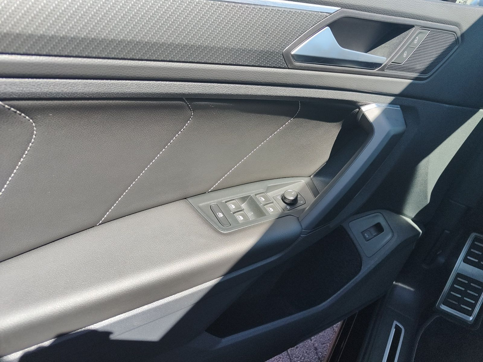 Volkswagen - Tiguan_3