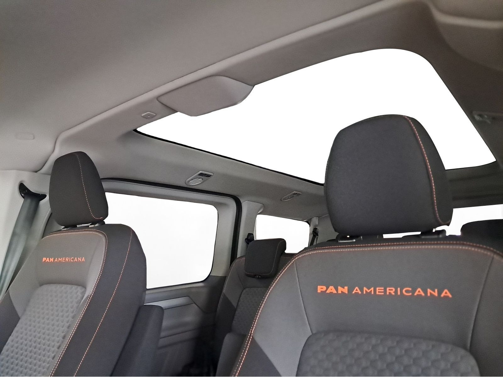 Volkswagen - T7 Caravelle_14