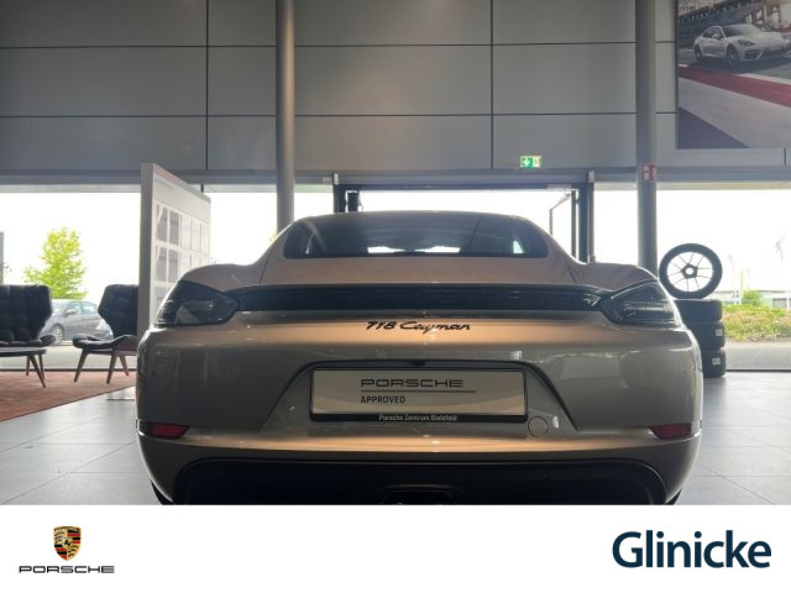 Porsche - Cayman_5
