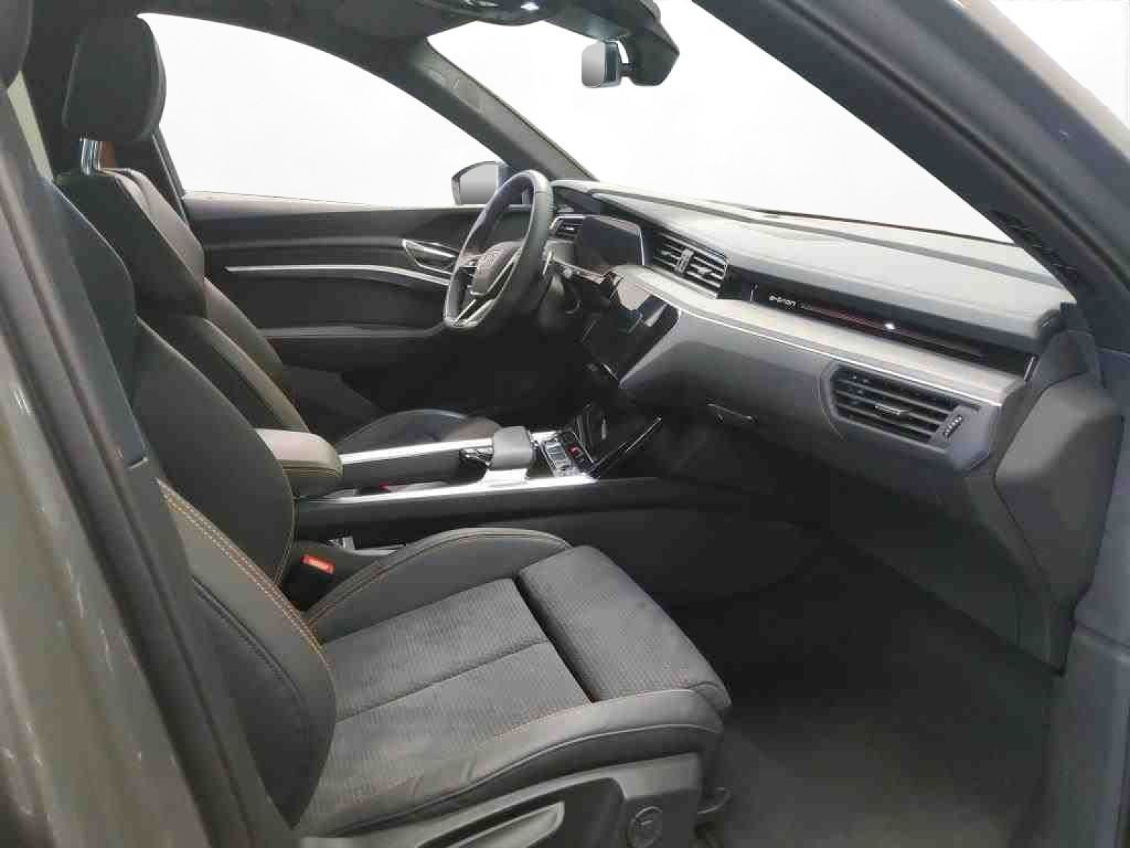 Audi - e-tron Sportback_5