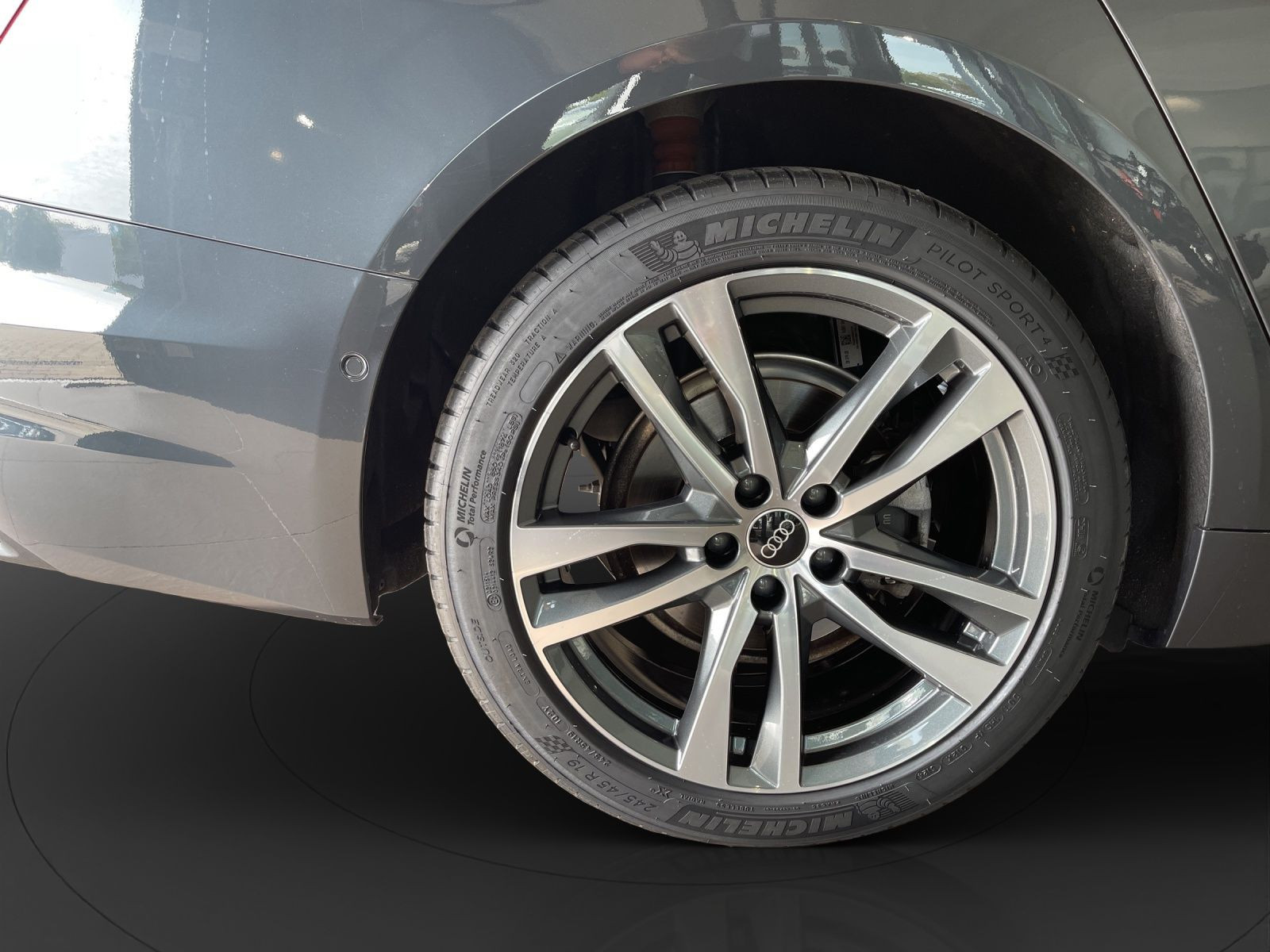 Audi - A6 Avant_16
