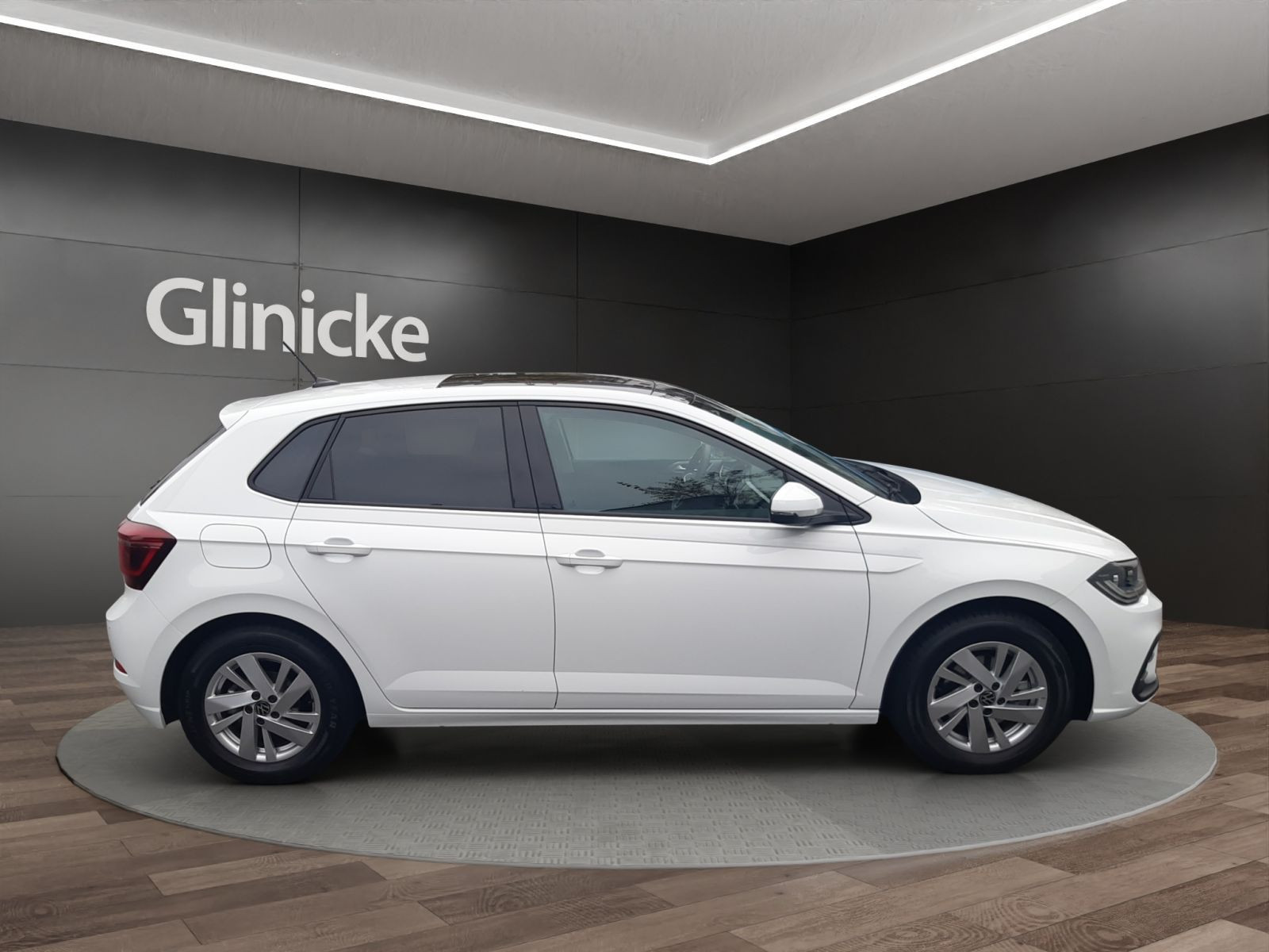 Volkswagen - Polo_9