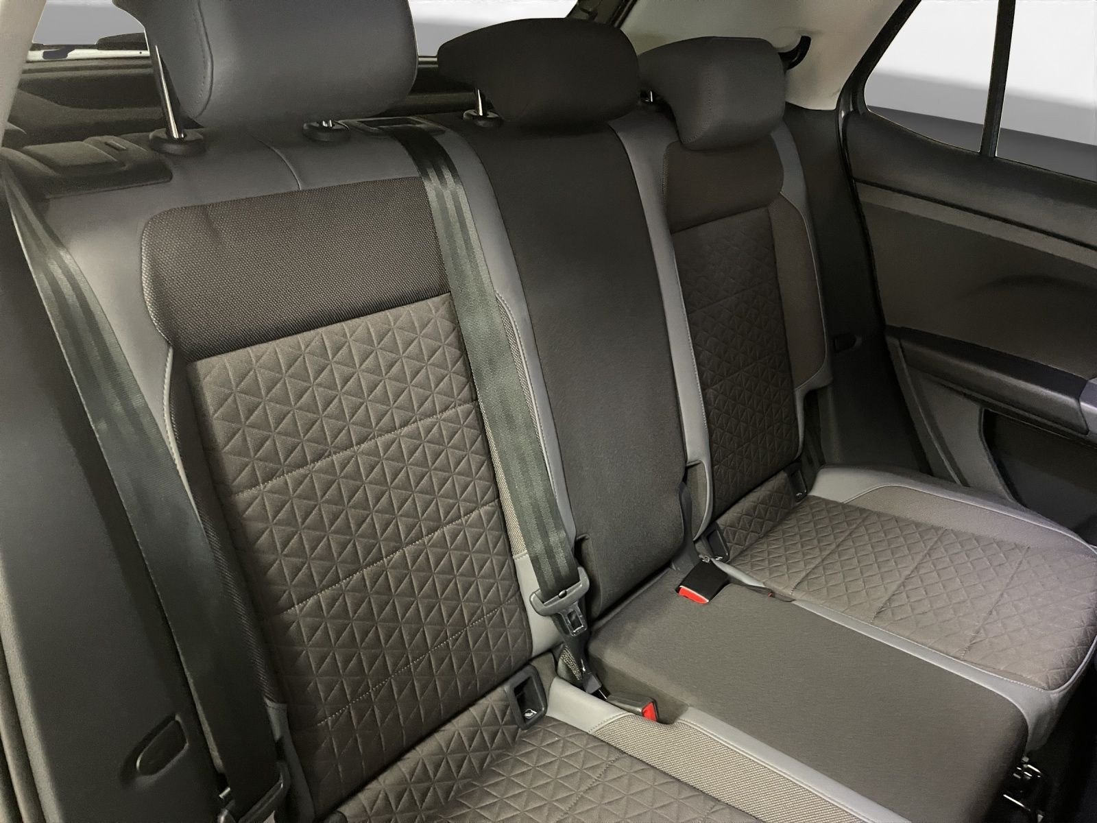 Volkswagen - T-Cross_19