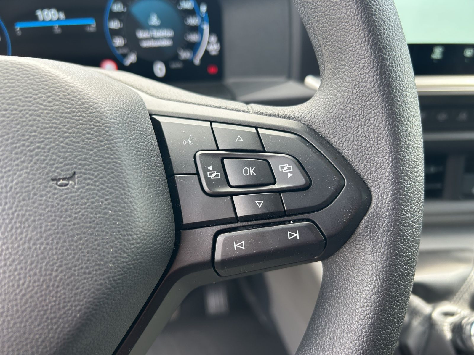 Volkswagen - T7 Transporter_13