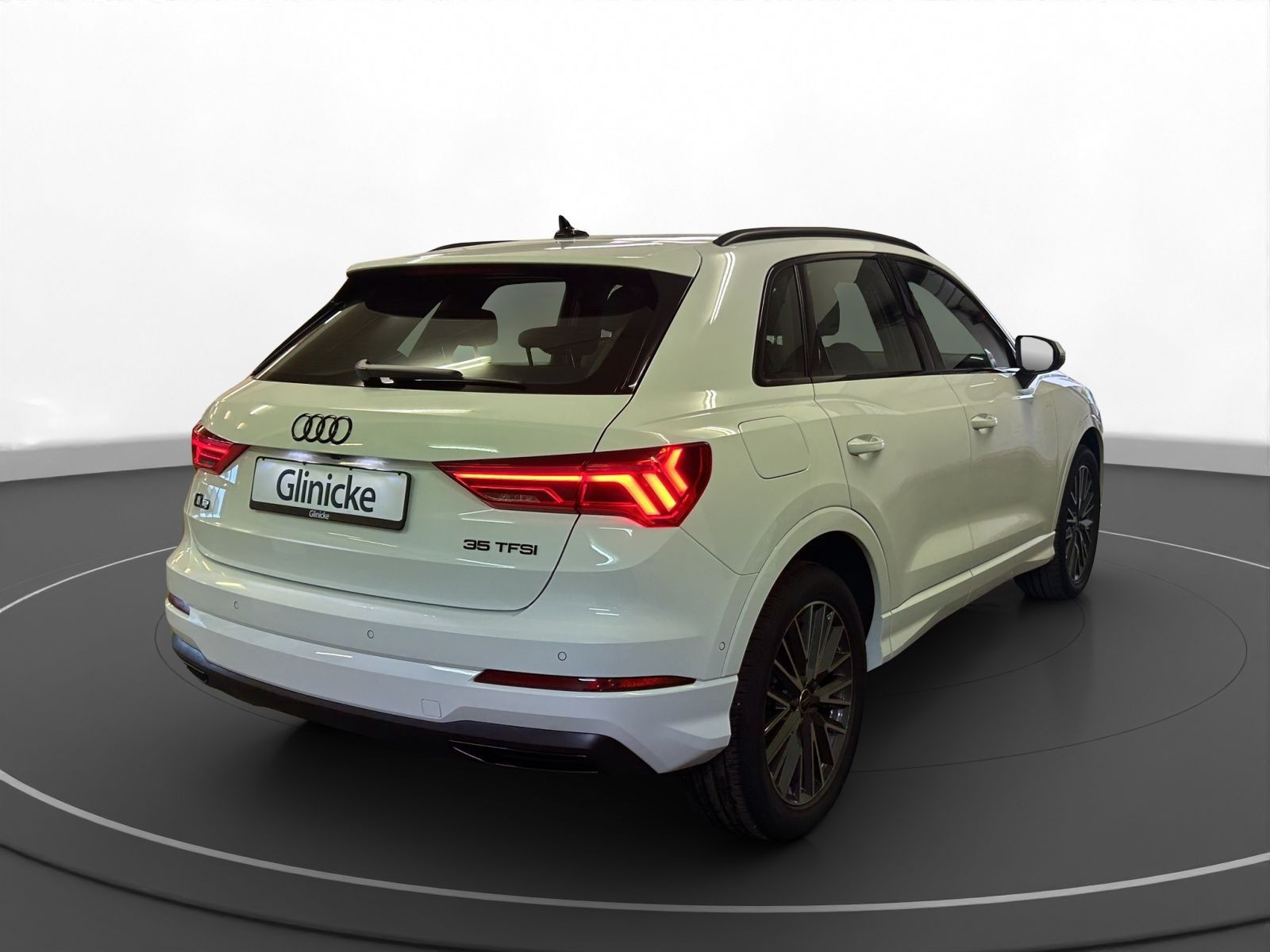 Audi - Q3_6 Audi - Q3_6