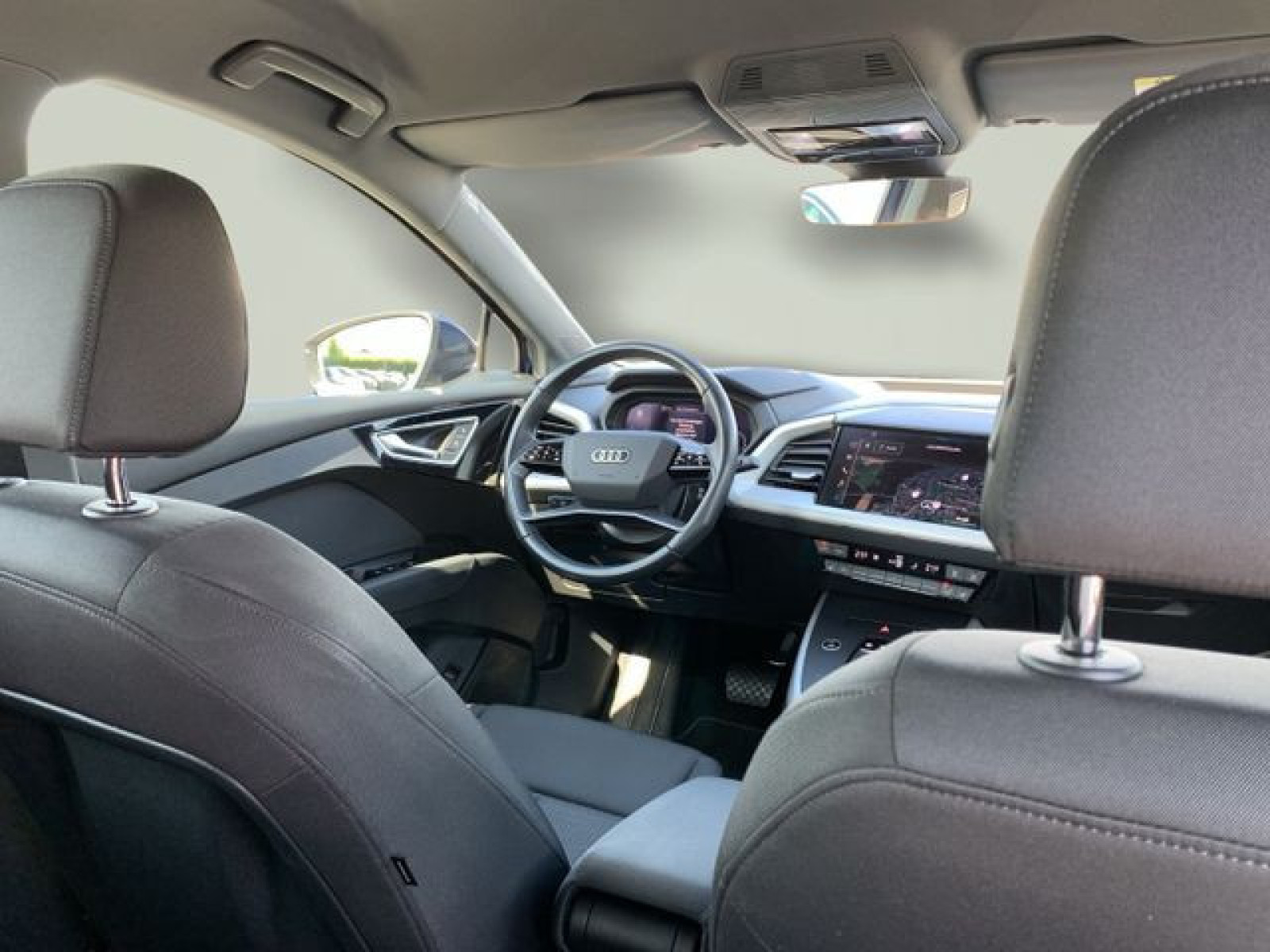 Audi - Q4 e-tron_22