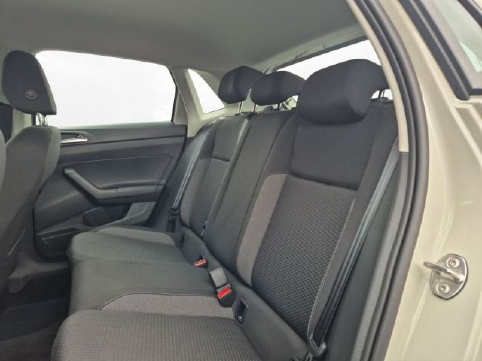 Volkswagen - Polo_5