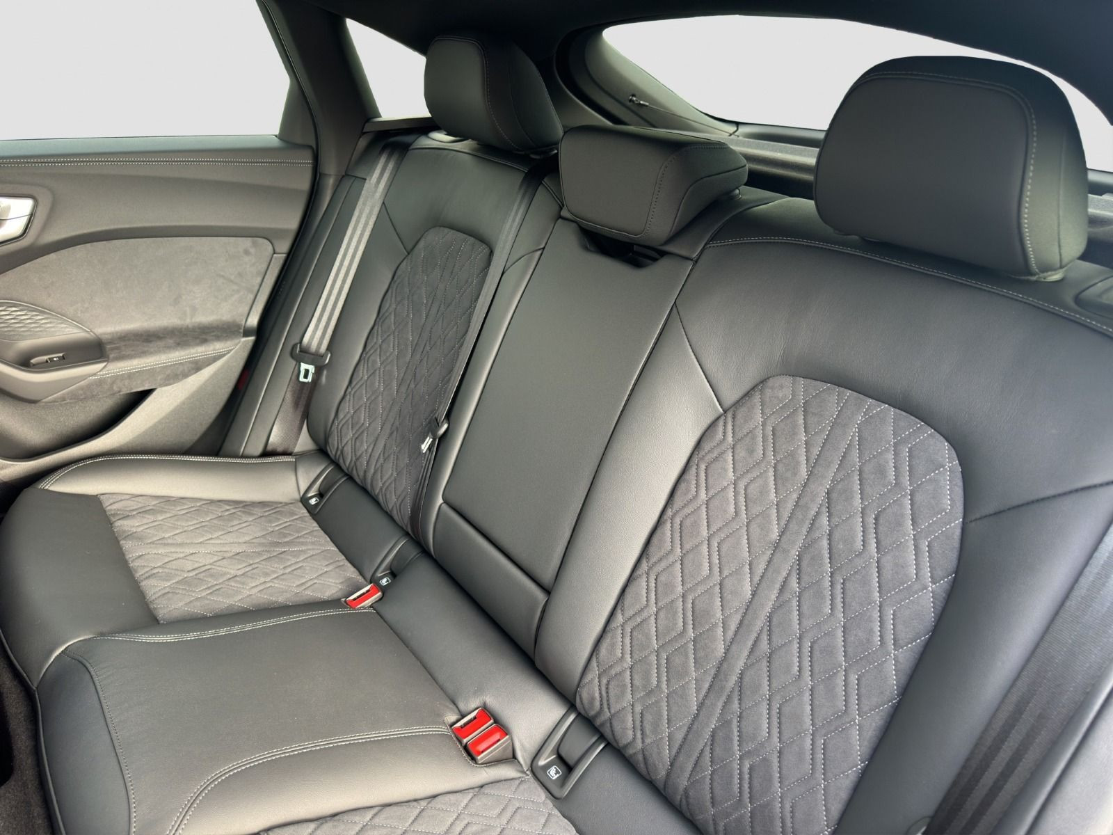 Audi - A5 Limousine_14