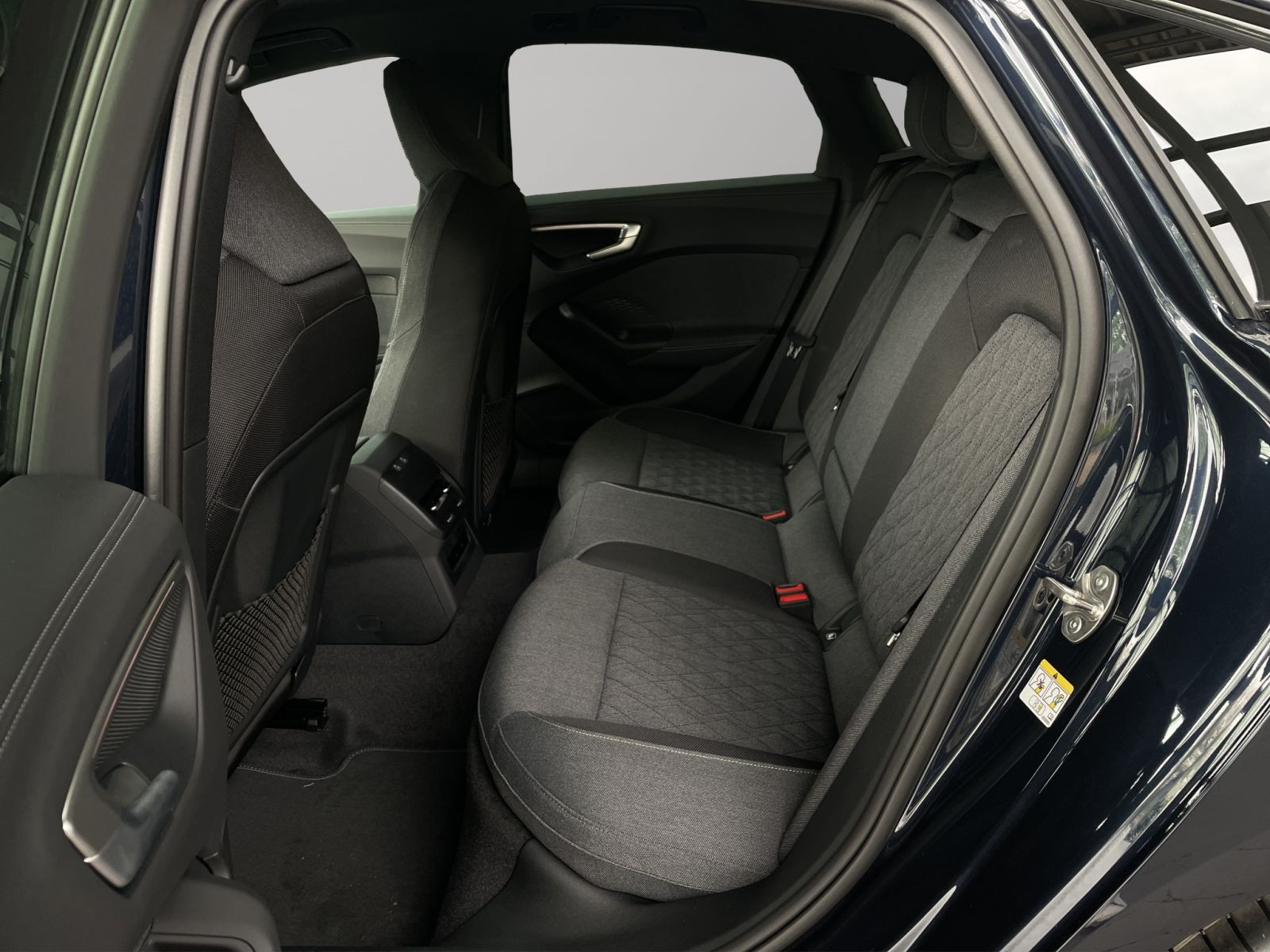 Audi - A5 Limousine_16