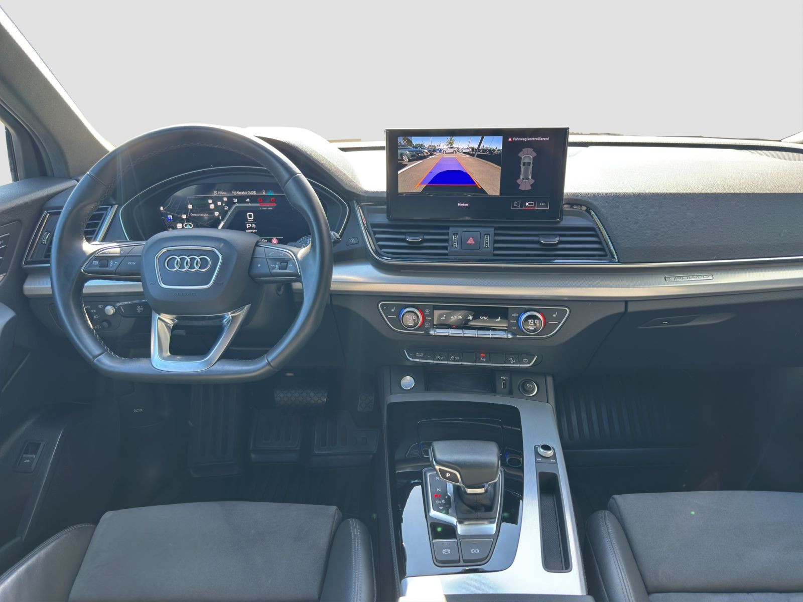 Audi - Q5_13