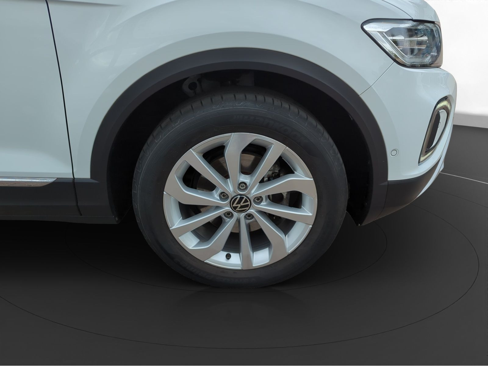 Volkswagen - T-Roc_13