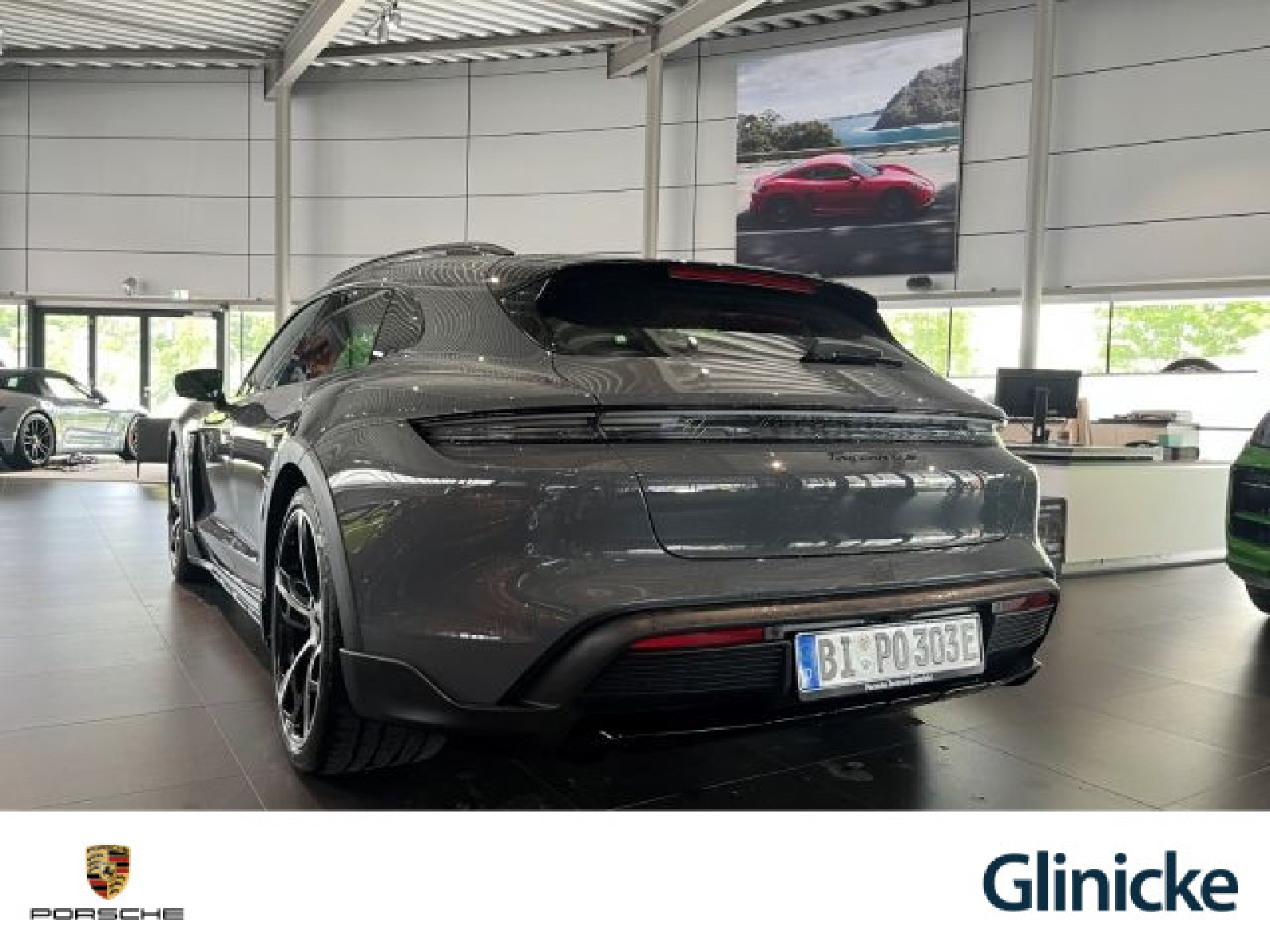 Porsche - Taycan_3