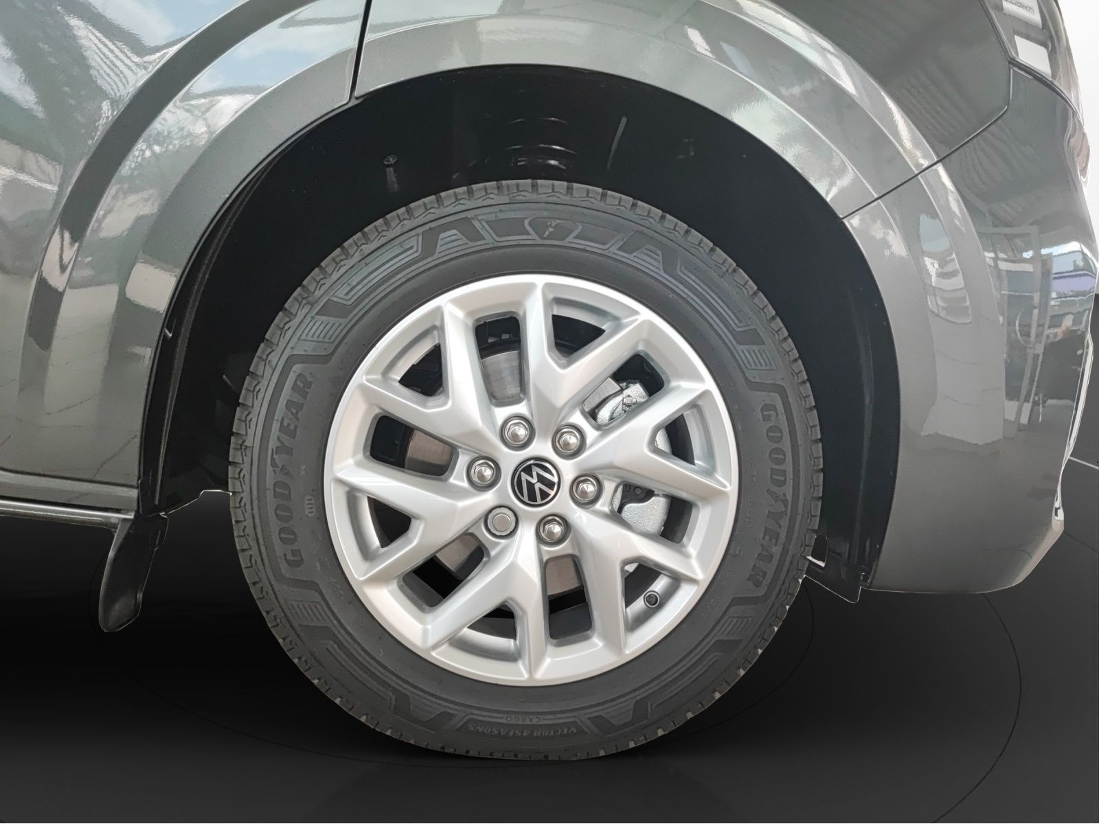 Volkswagen - T7 Caravelle_11