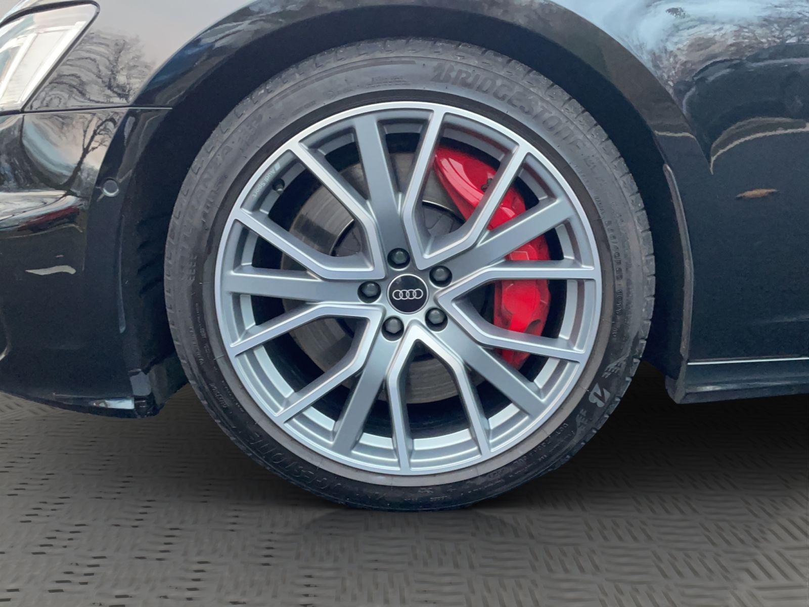 Audi - S6_21
