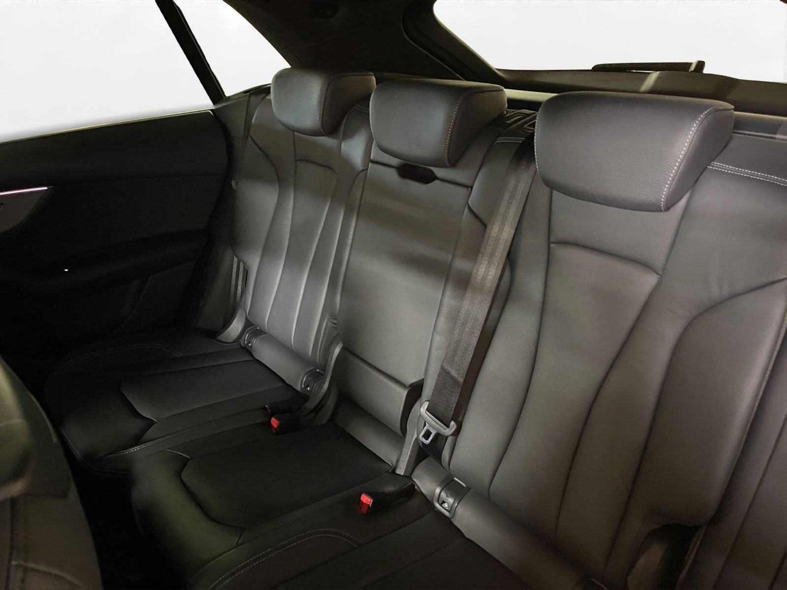 Audi - Q8_20 Audi - Q8_20
