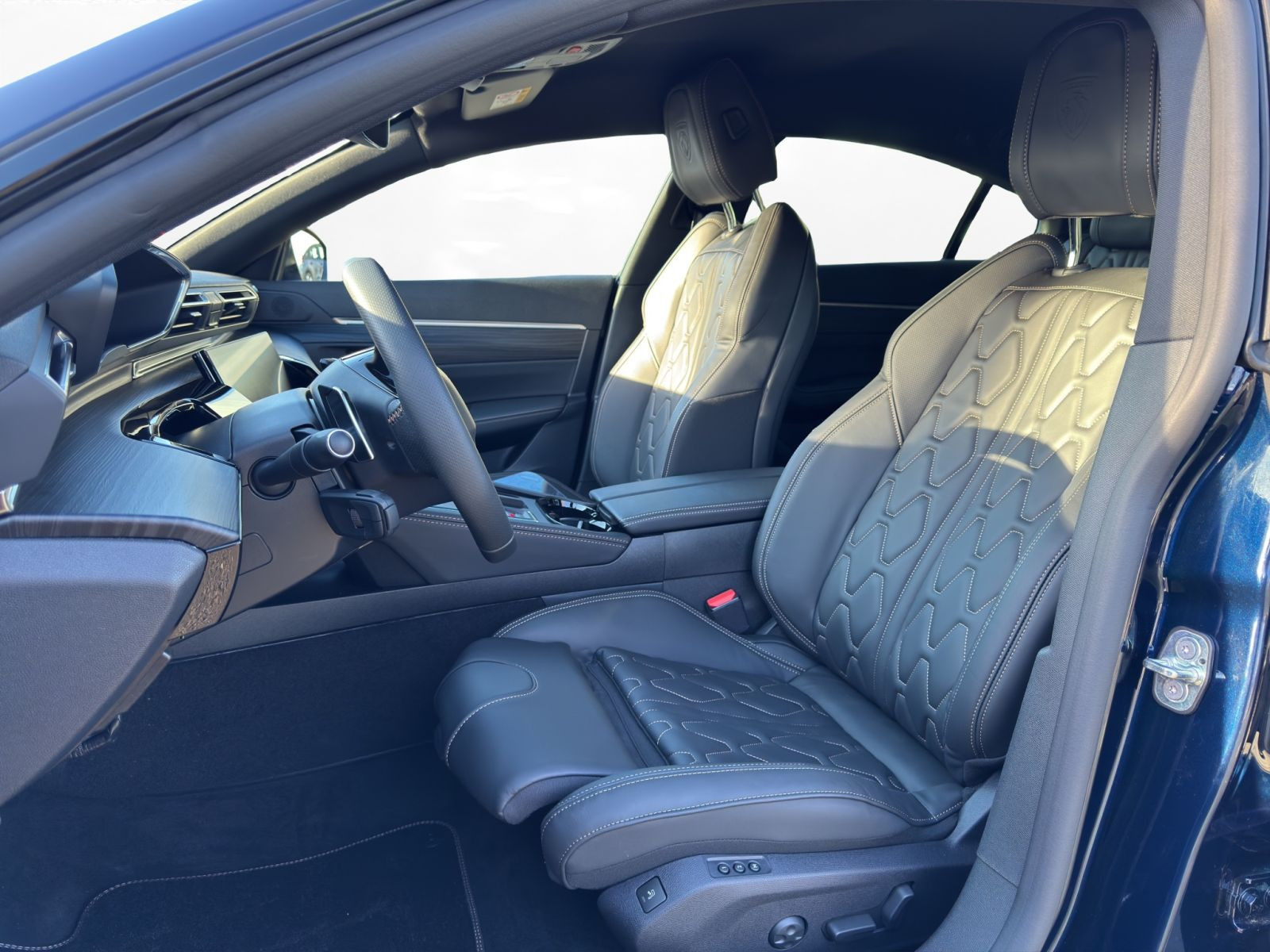 Peugeot - 508_9