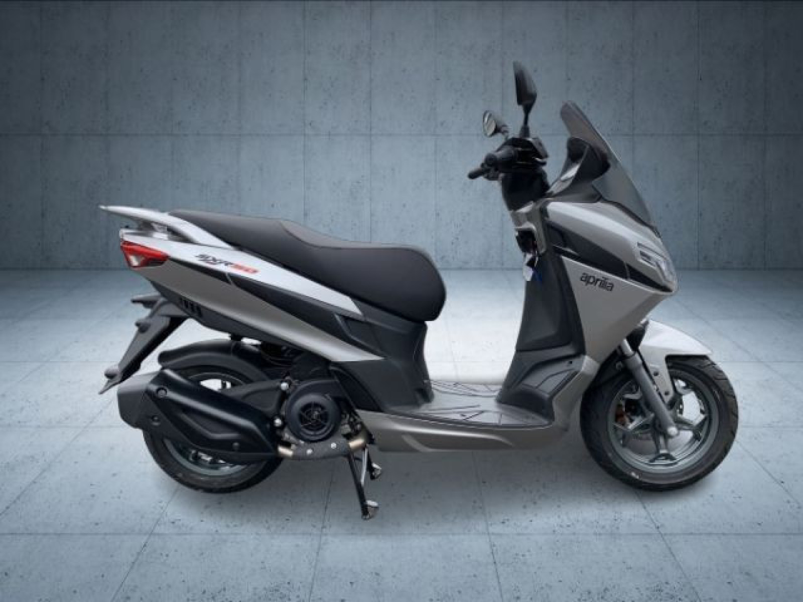 Piaggio - _6