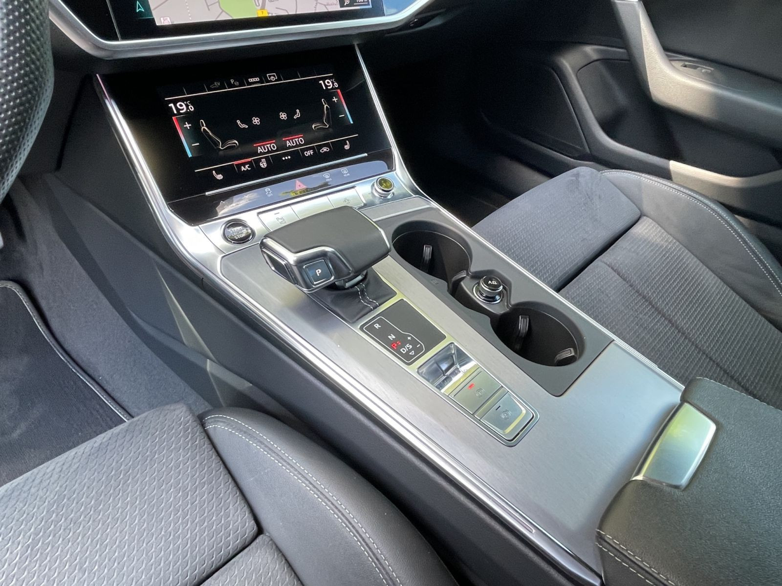 Audi - A6 Avant_15