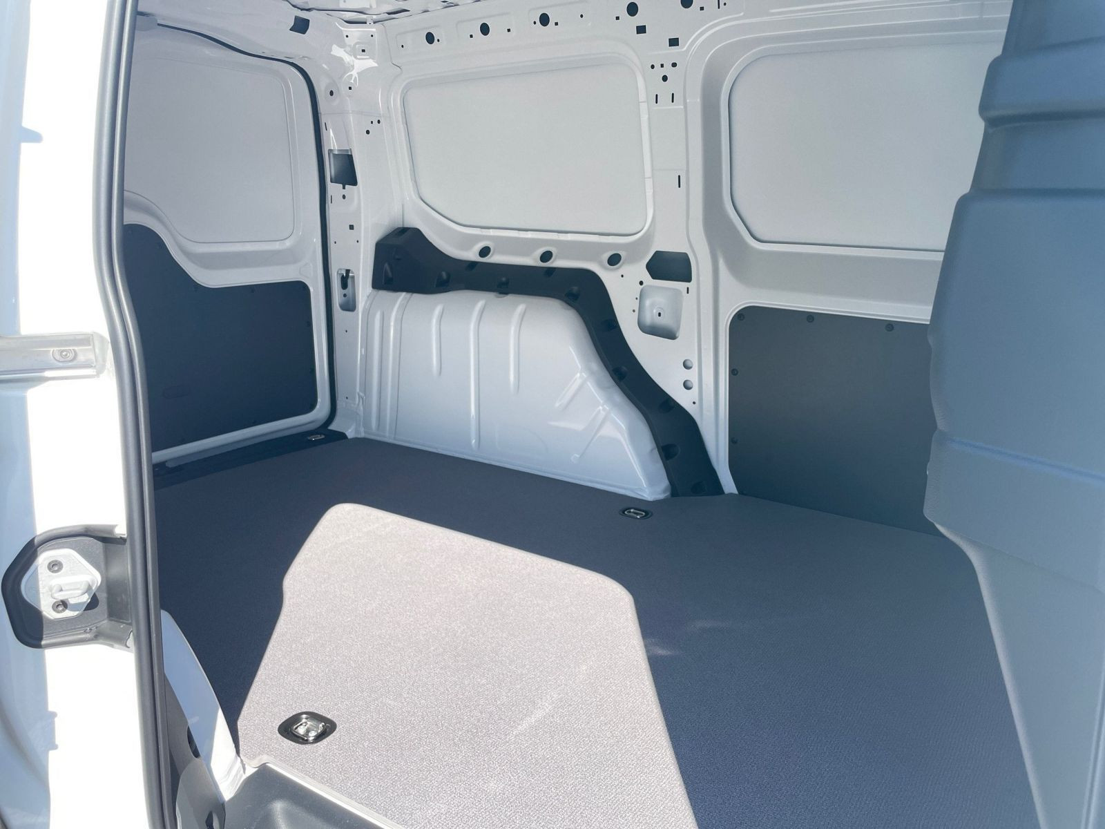 Volkswagen - Caddy Maxi_6