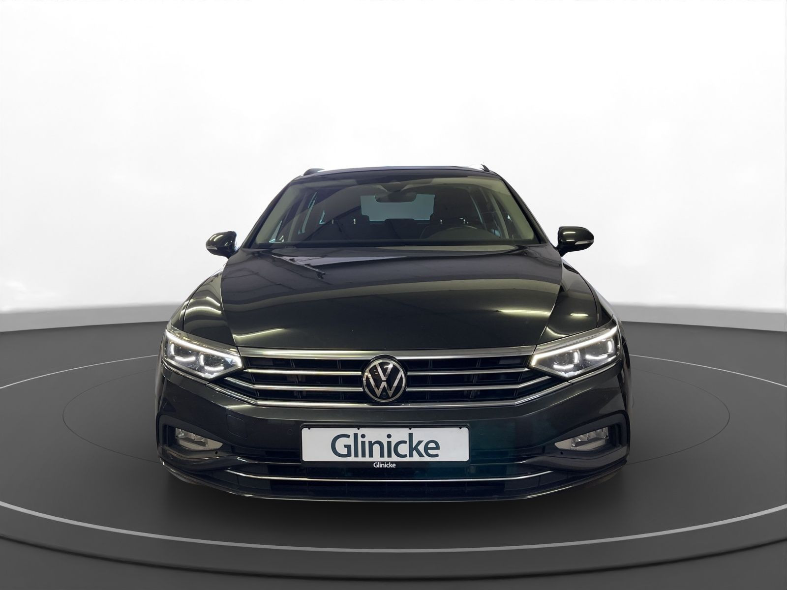 Volkswagen - Passat Variant_4