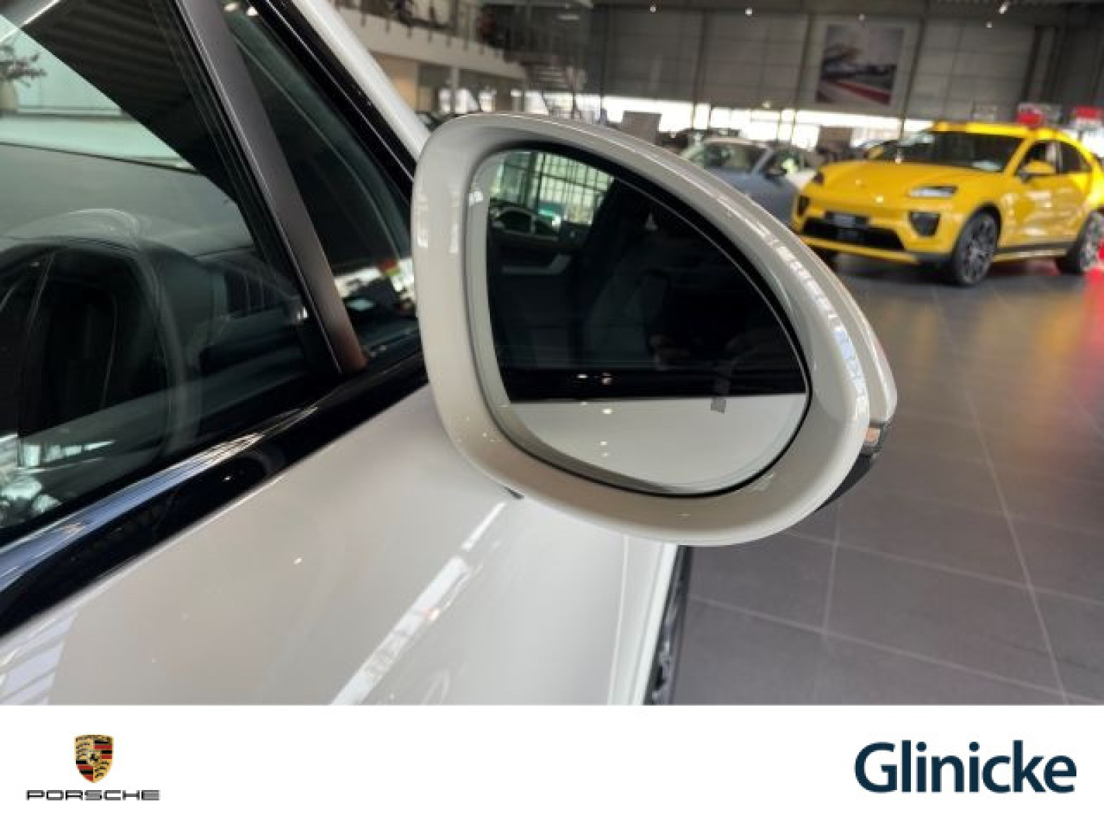 Porsche - Cayenne_36