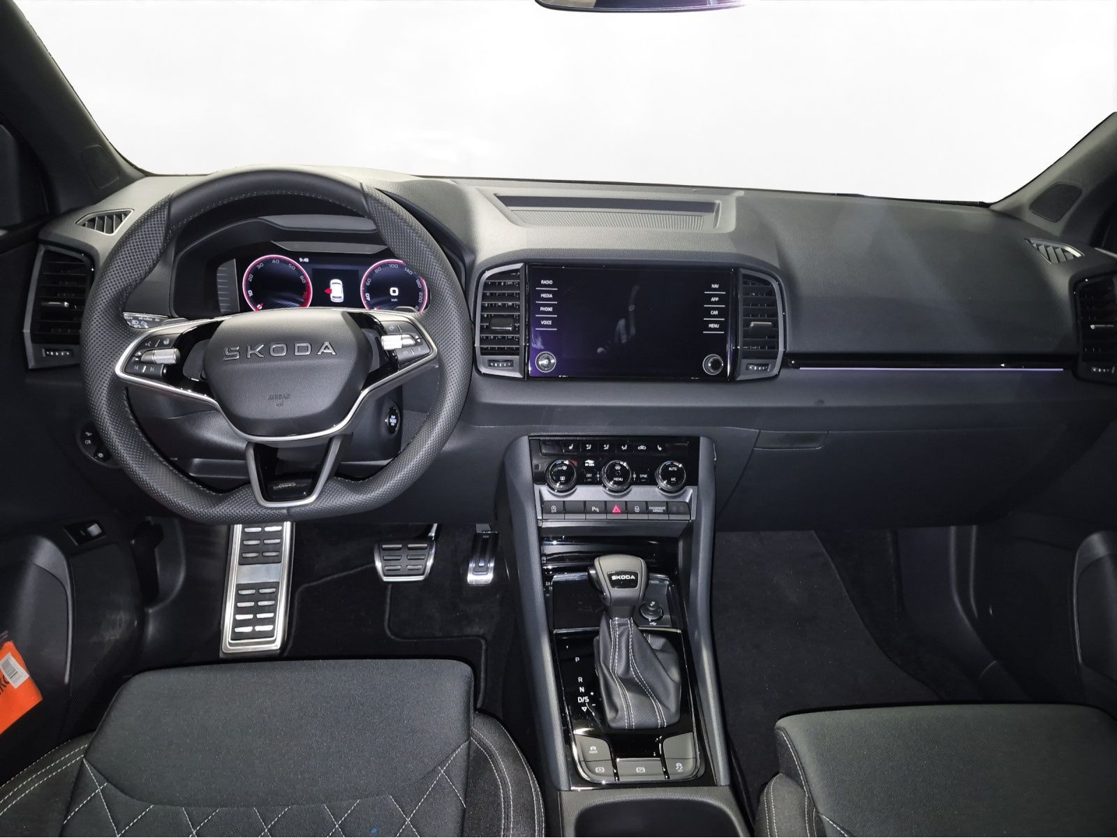 Škoda - Karoq_13