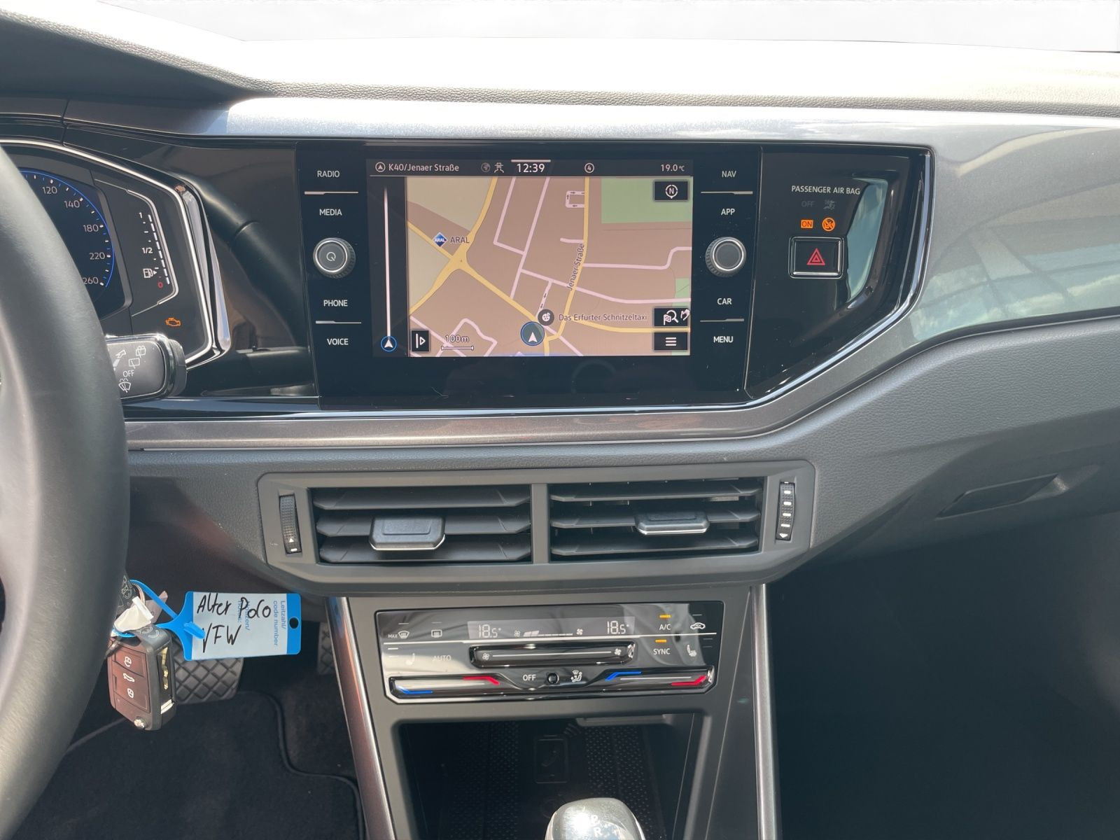 Volkswagen - Polo_10