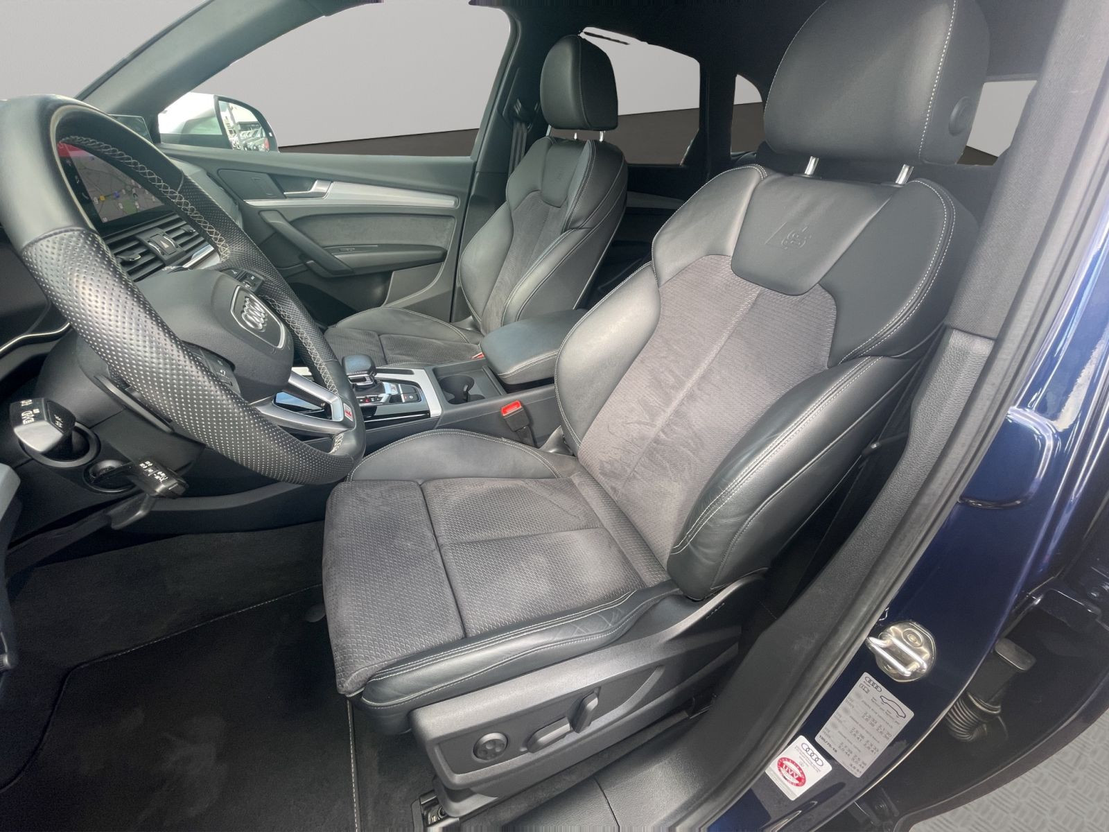 Audi - SQ5_11