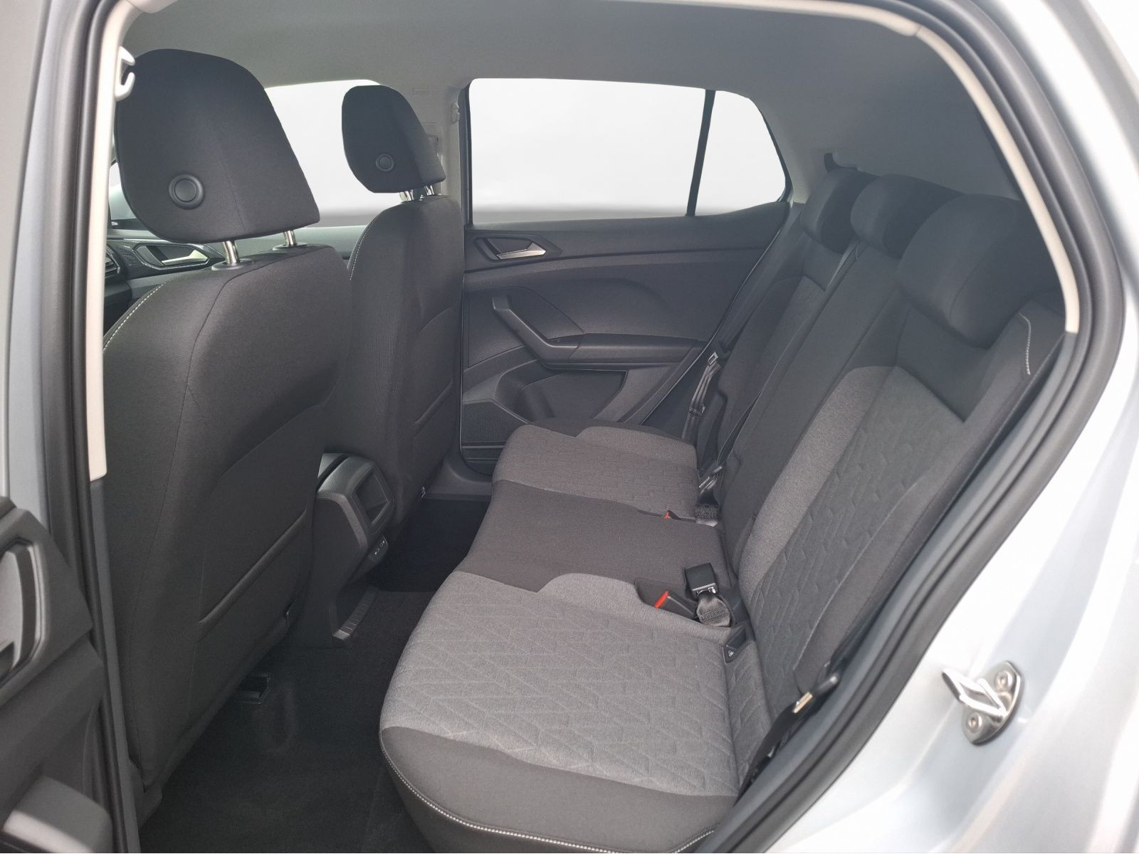 Volkswagen - T-Cross_5