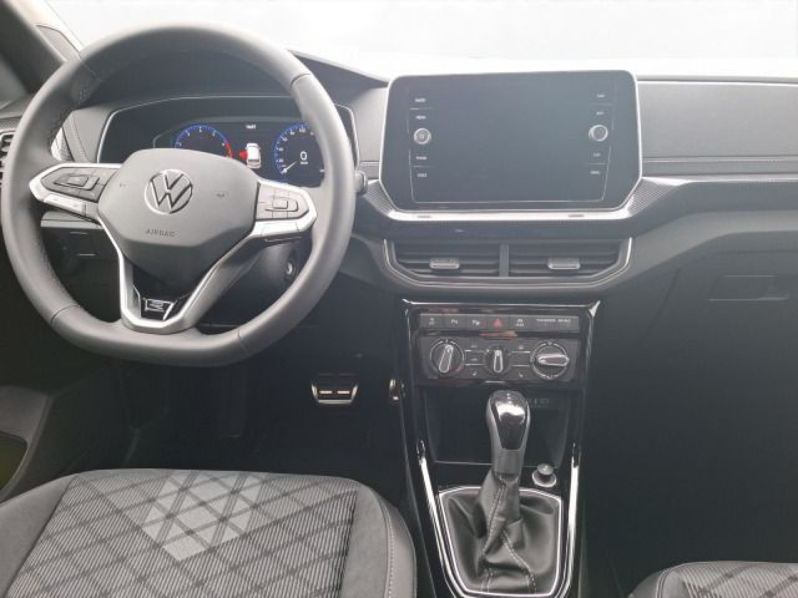 Volkswagen - T-Cross_6