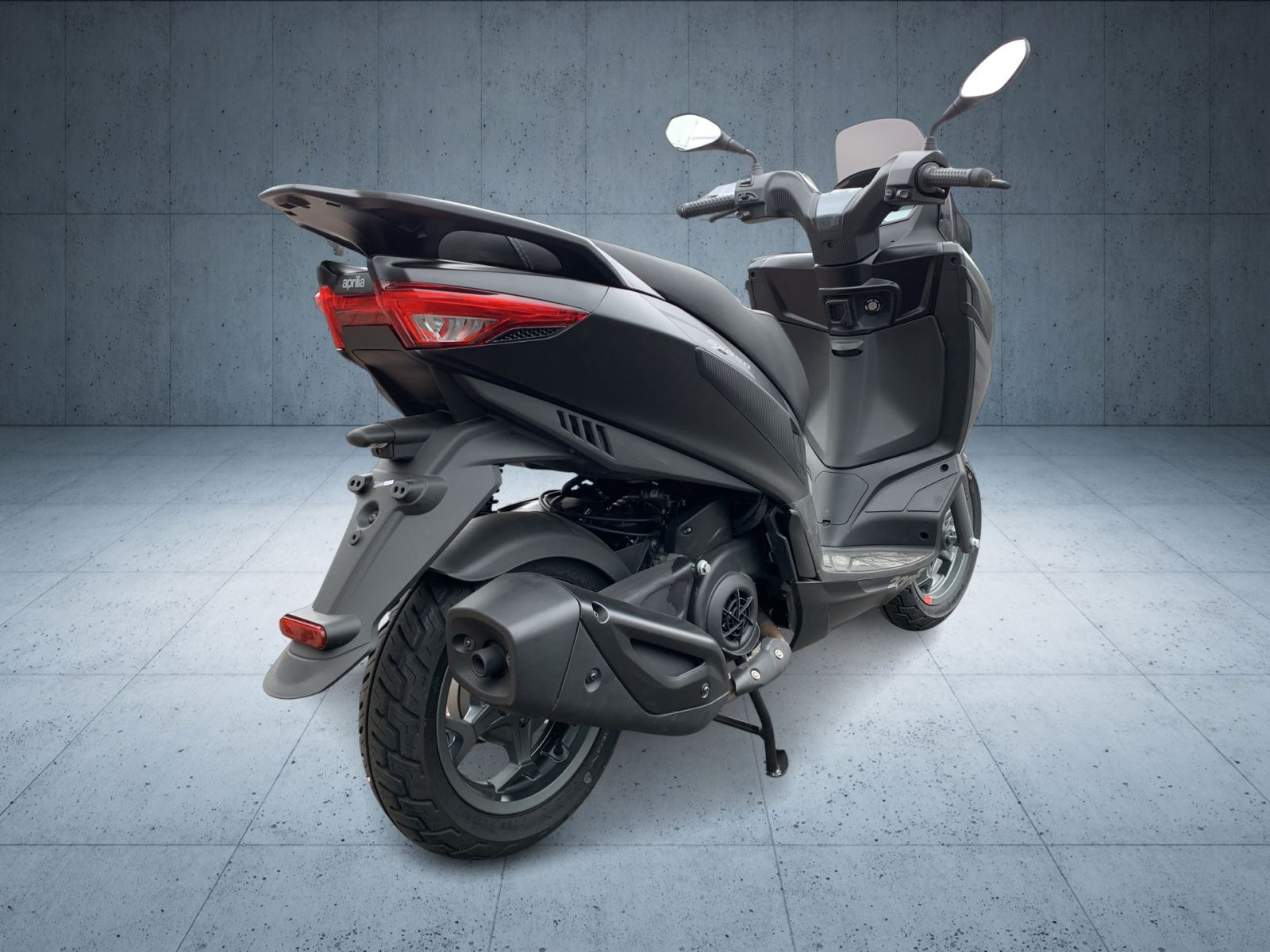 Aprilia - _5