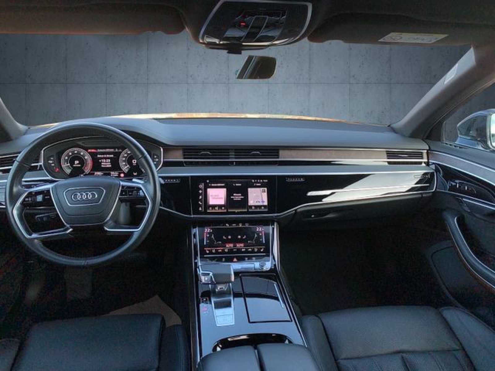 Audi - A8_13