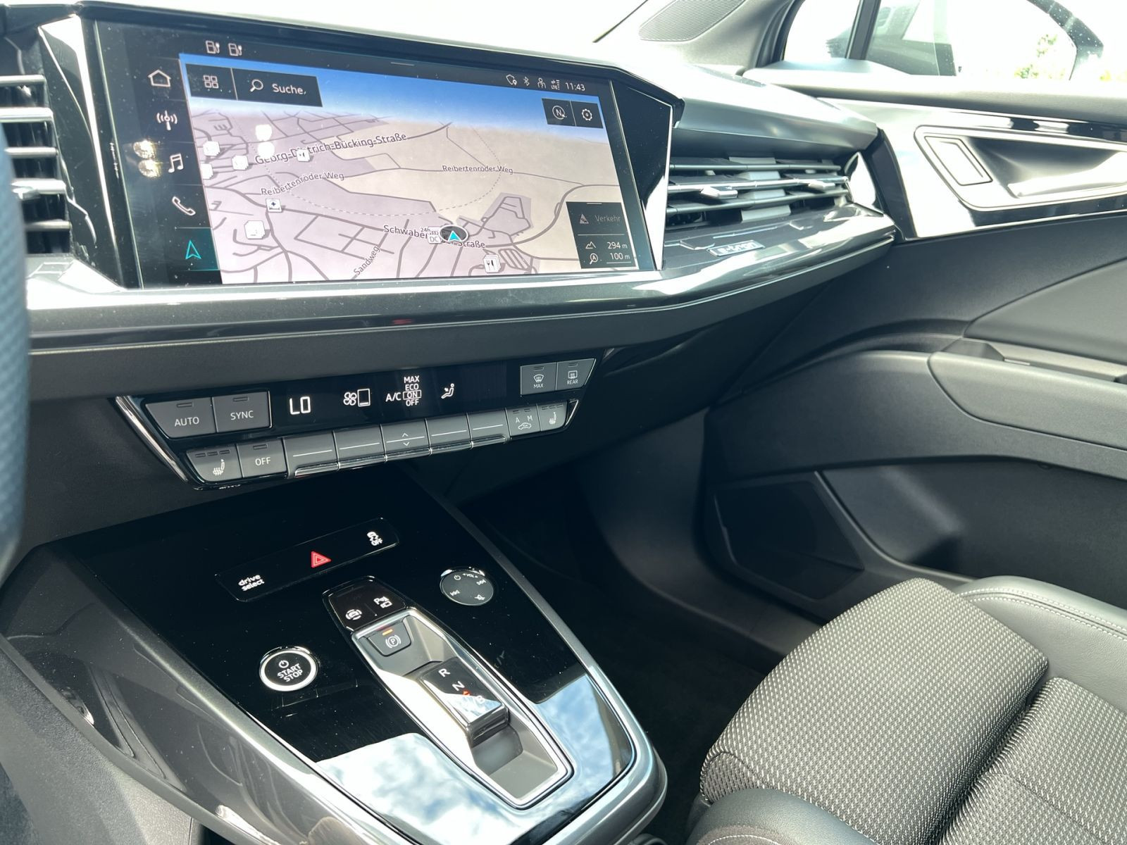 Audi - Q4 Sportback e-tron_24